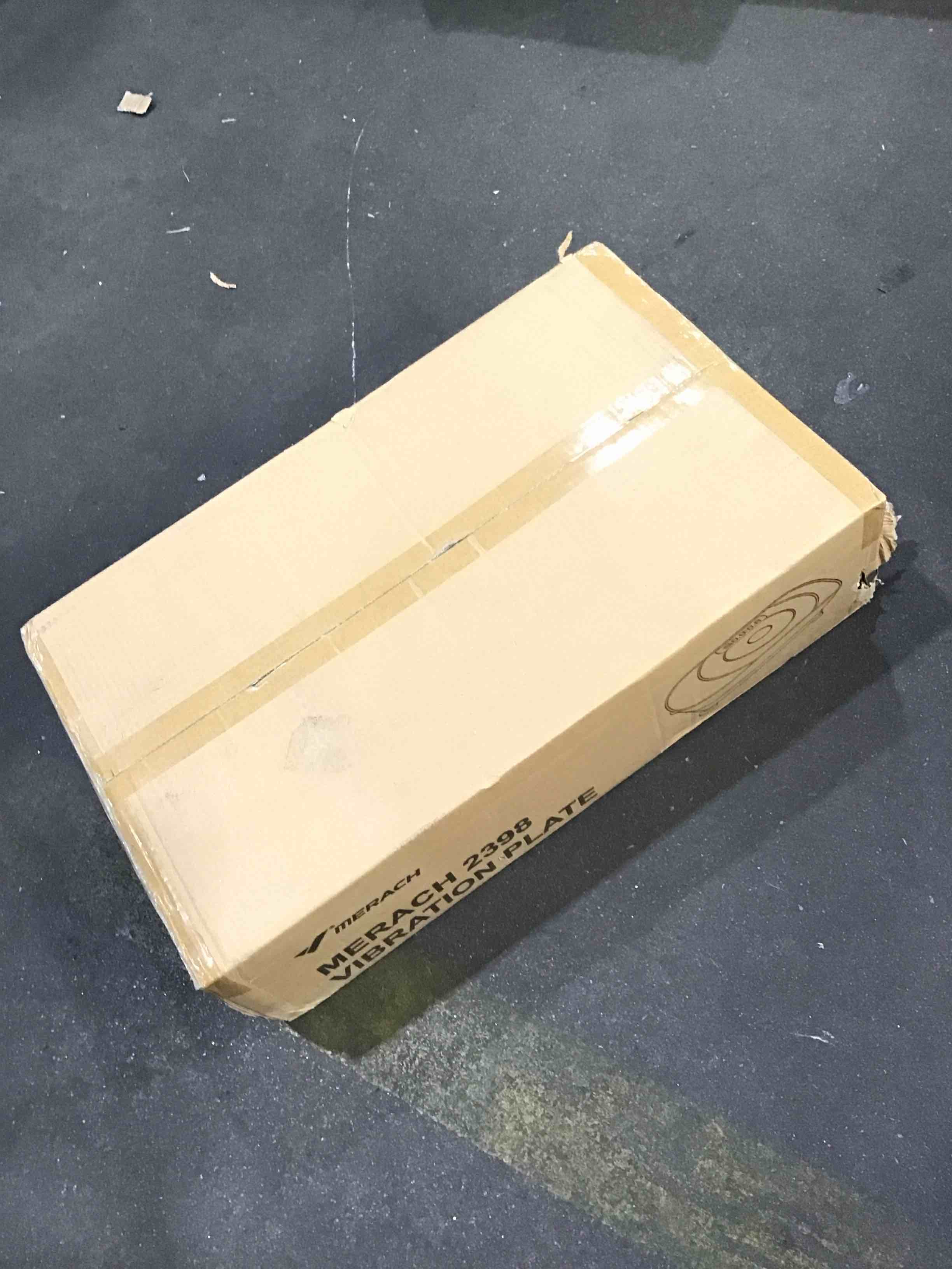 https://s3.amazonaws.com/lotting-images-prod/bidfta/TEA1217180_1752767255501.jpeg