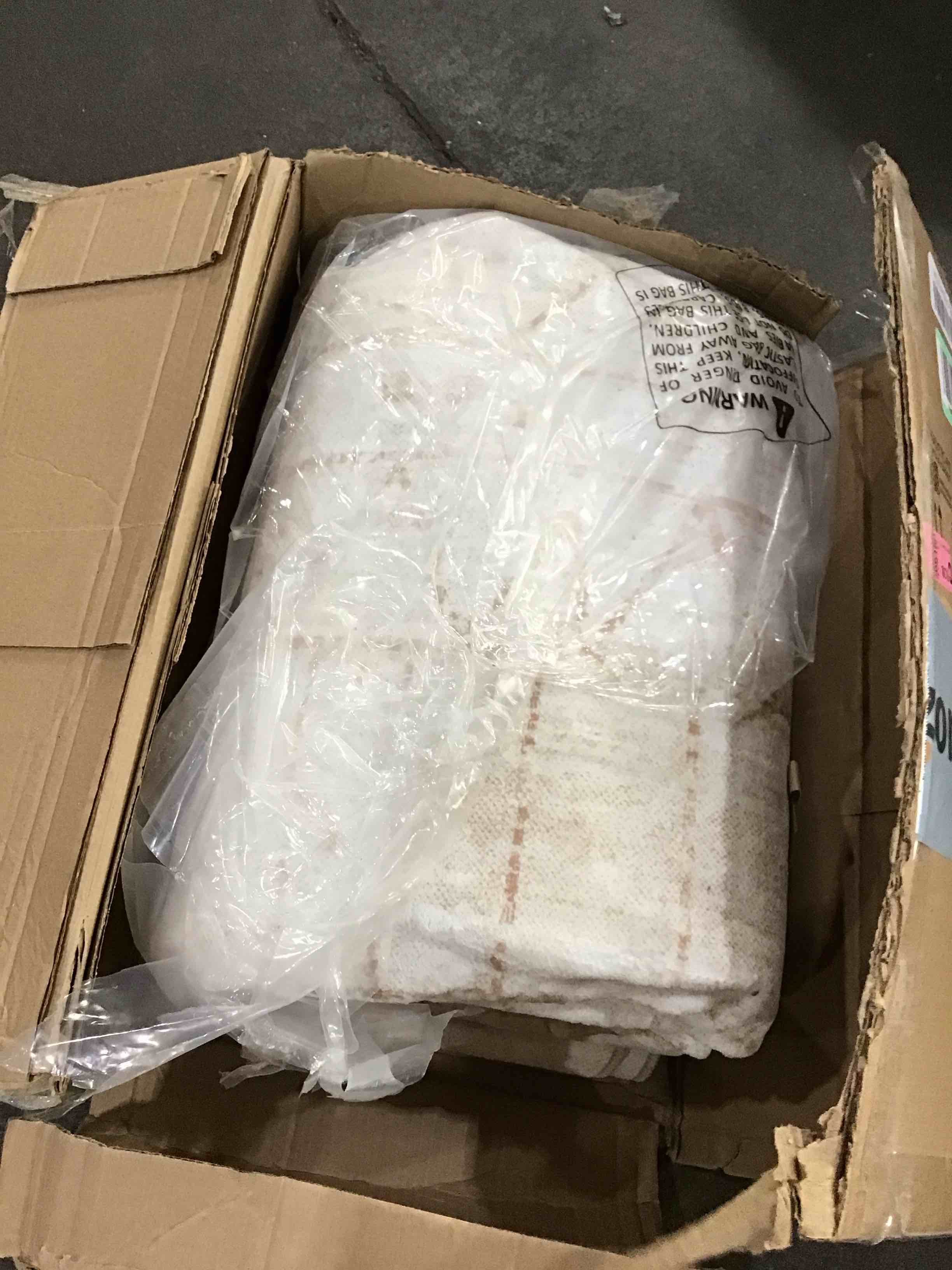 https://s3.amazonaws.com/lotting-images-prod/bidfta/TEA1217183_1752767835124.jpeg