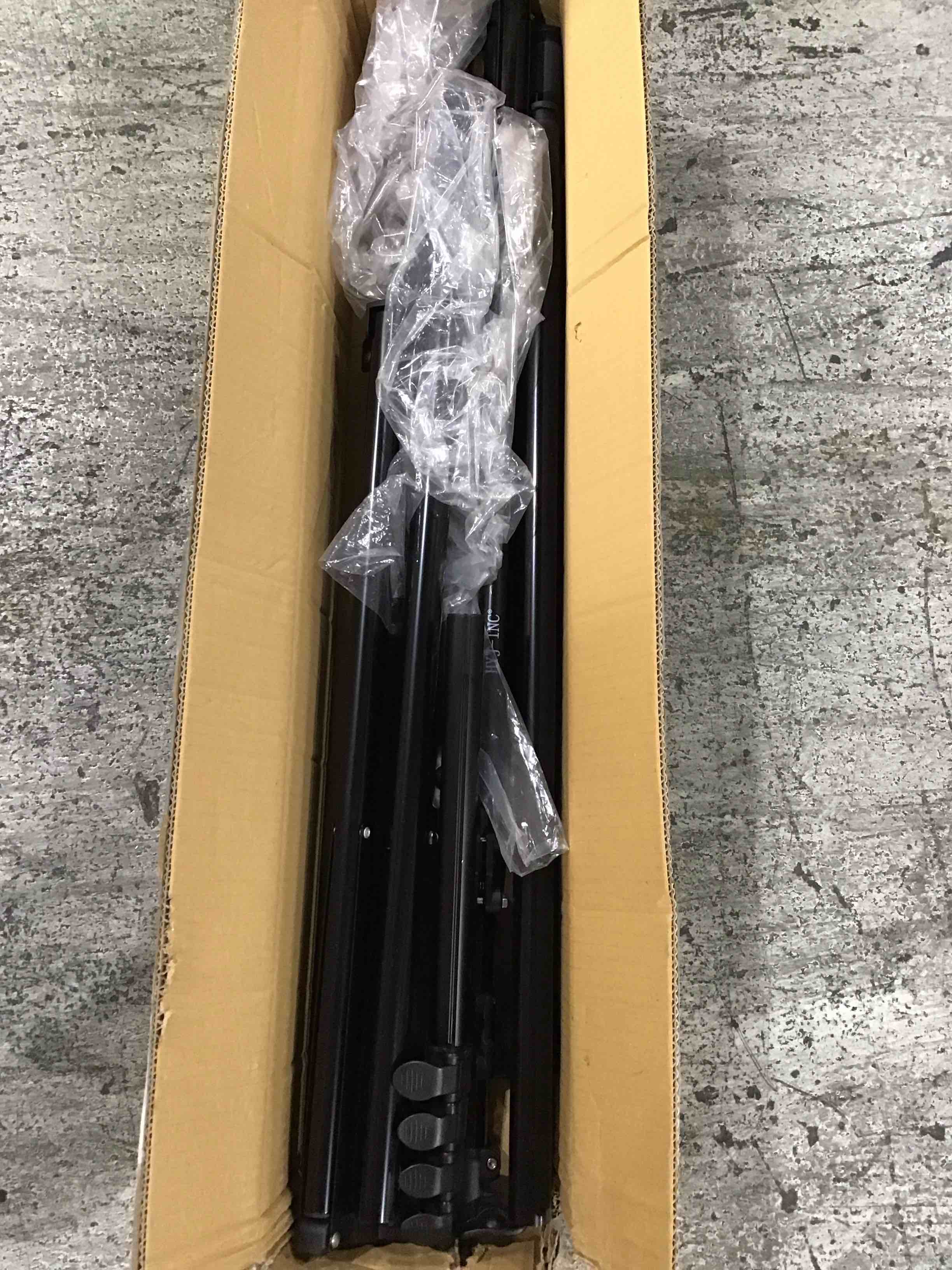https://s3.amazonaws.com/lotting-images-prod/bidfta/TEA1217274_1752865624693.jpeg