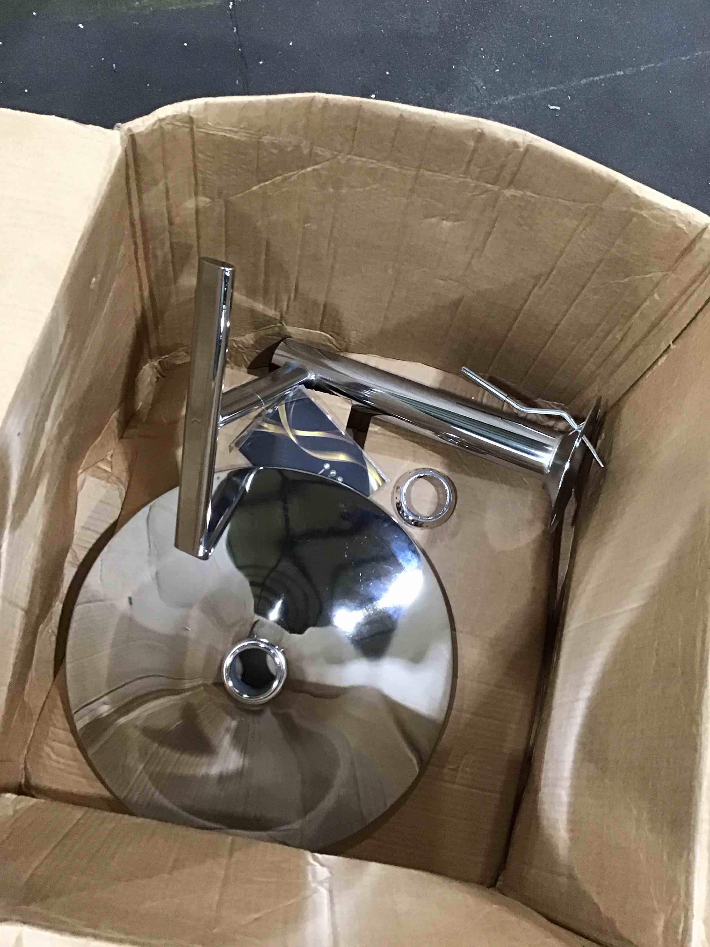 https://s3.amazonaws.com/lotting-images-prod/bidfta/TEA1217280_1753101585935.jpeg
