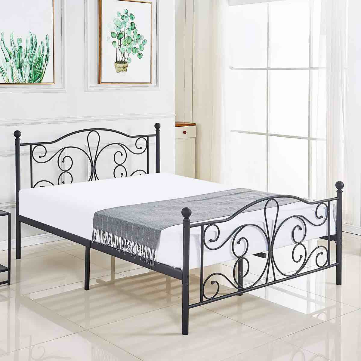 *similar to stock photo*white*queen size* may be missing pieces*Kiester Metal Open-Frame Bed