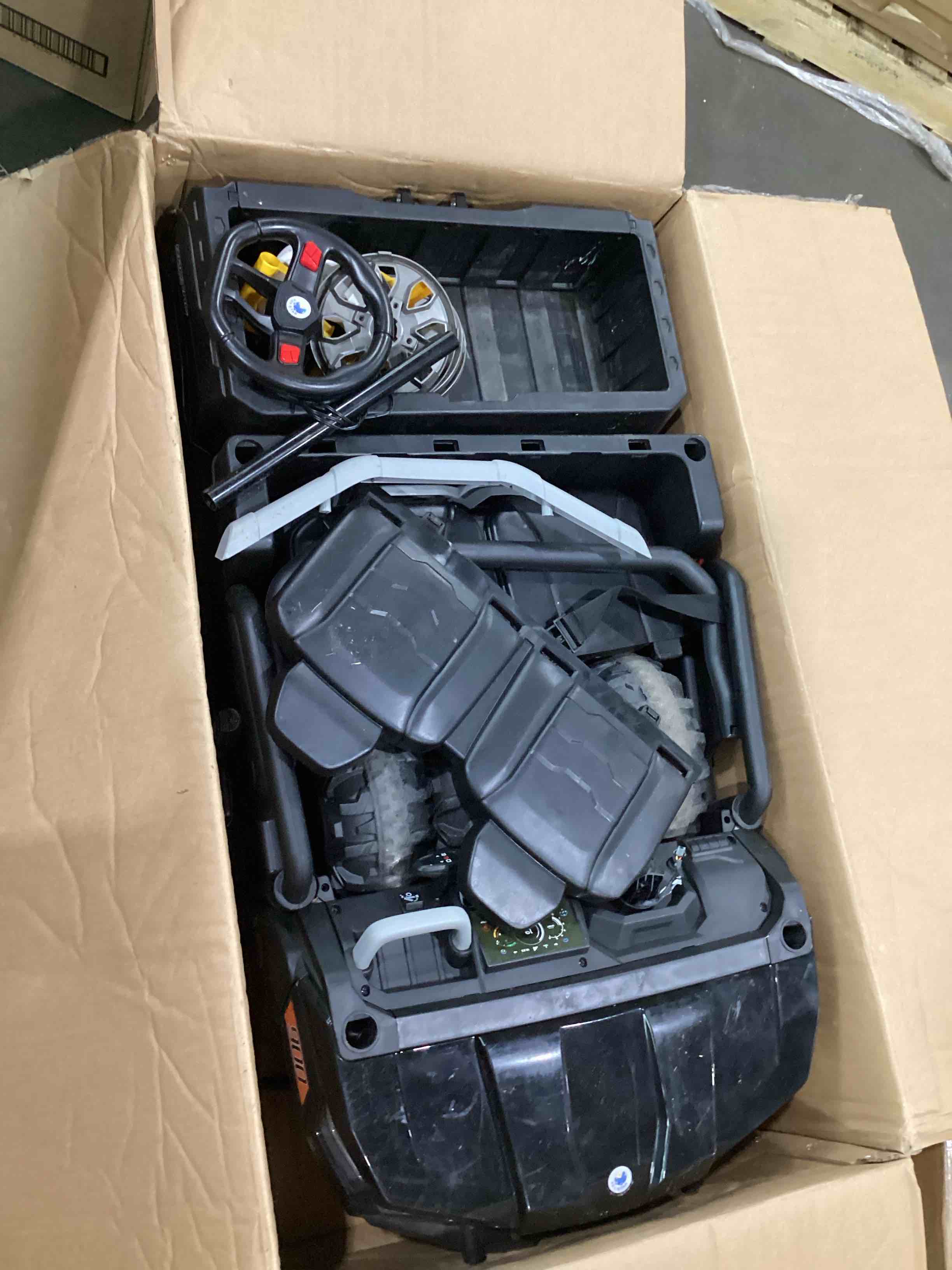 https://s3.amazonaws.com/lotting-images-prod/bidfta/TEA1217477_1753278598880.jpeg