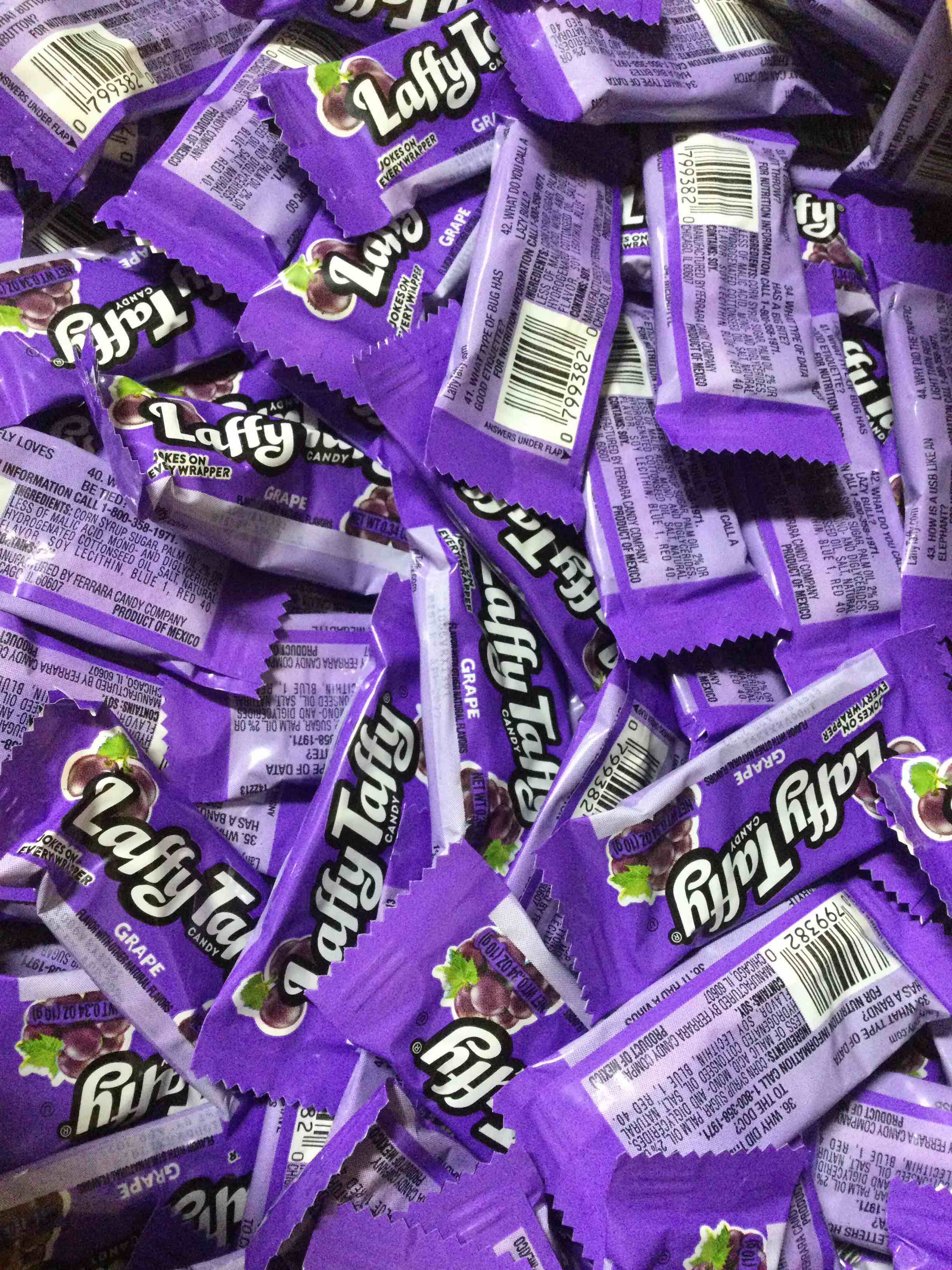 laffy taffy grape 24 lbs(best by april 2022)