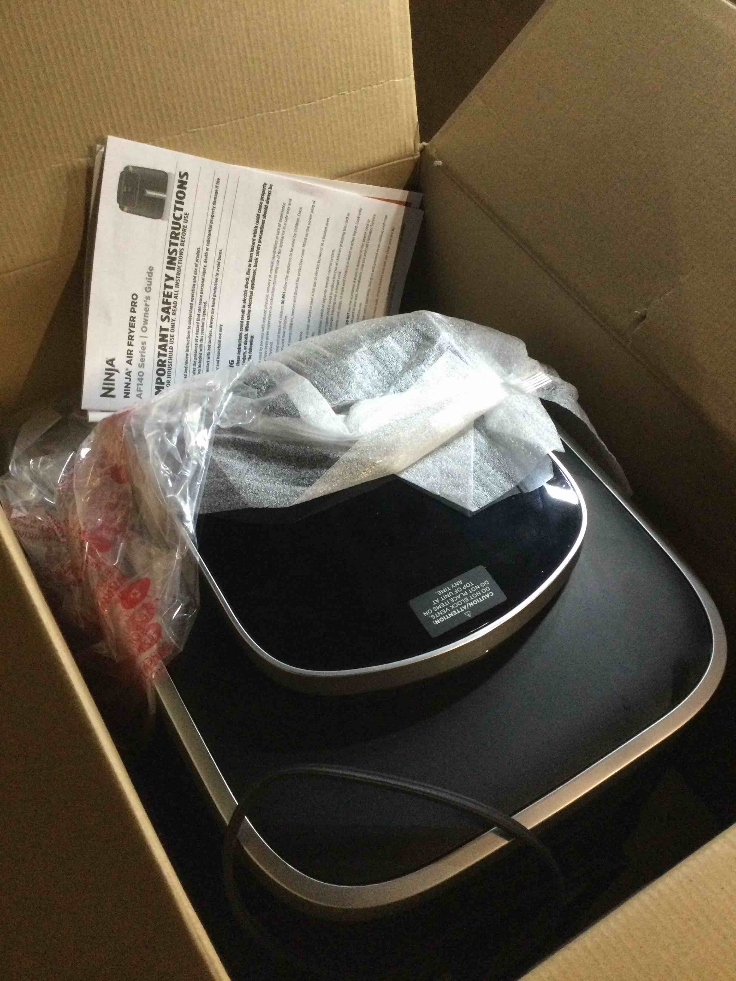 Condition photo showing Good Condition for Ninja Air Fryer Pro 4-in-1 AF141: 5-Quart, 1750W, Dishwasher-Safe Parts, Gray, Metal & Plastic