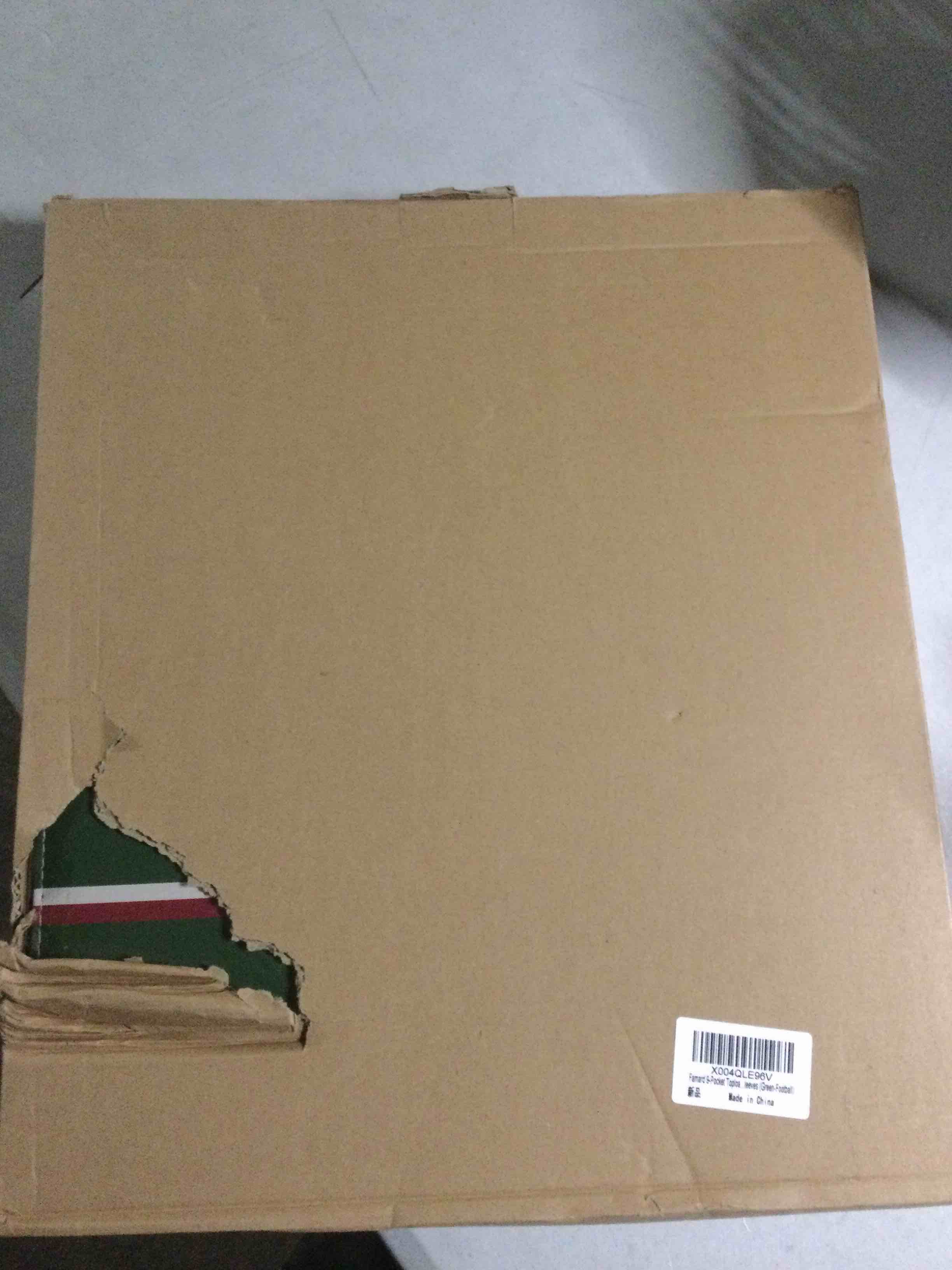 Condition photo showing New/Like New for Famard 9-Pocket Toploader Binder for Sports Cards, Top Loader Football Cards Storage Album Compatible with 288 3"x4" Hard Plastic Card Sleeves (Green-Football)