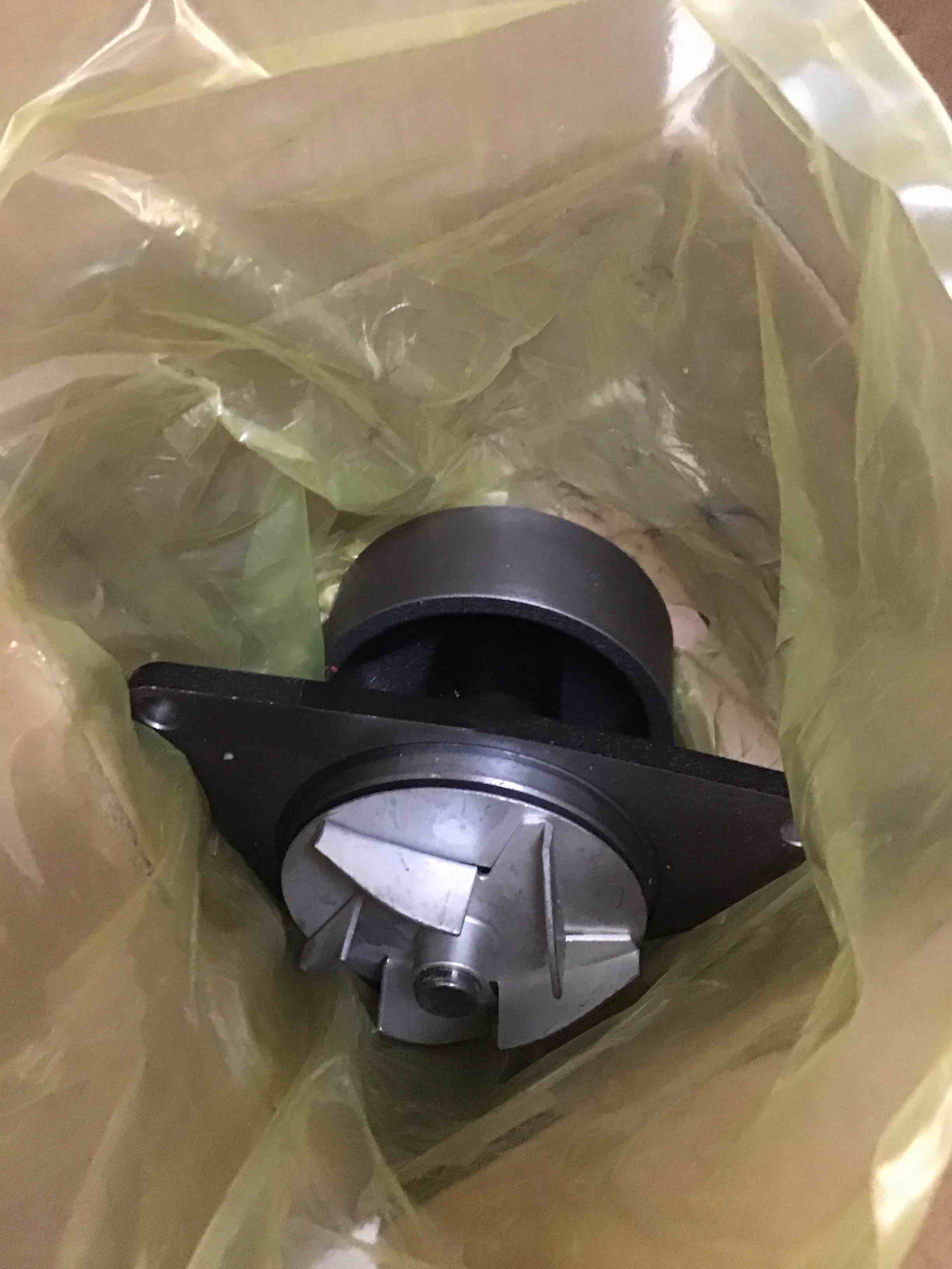 Condition photo showing As Is for BLCYANUE Water Pump Compatible with Cummins 6C C8.3 6CT8.3 6CTA8.3 Engines 3923568 3929612