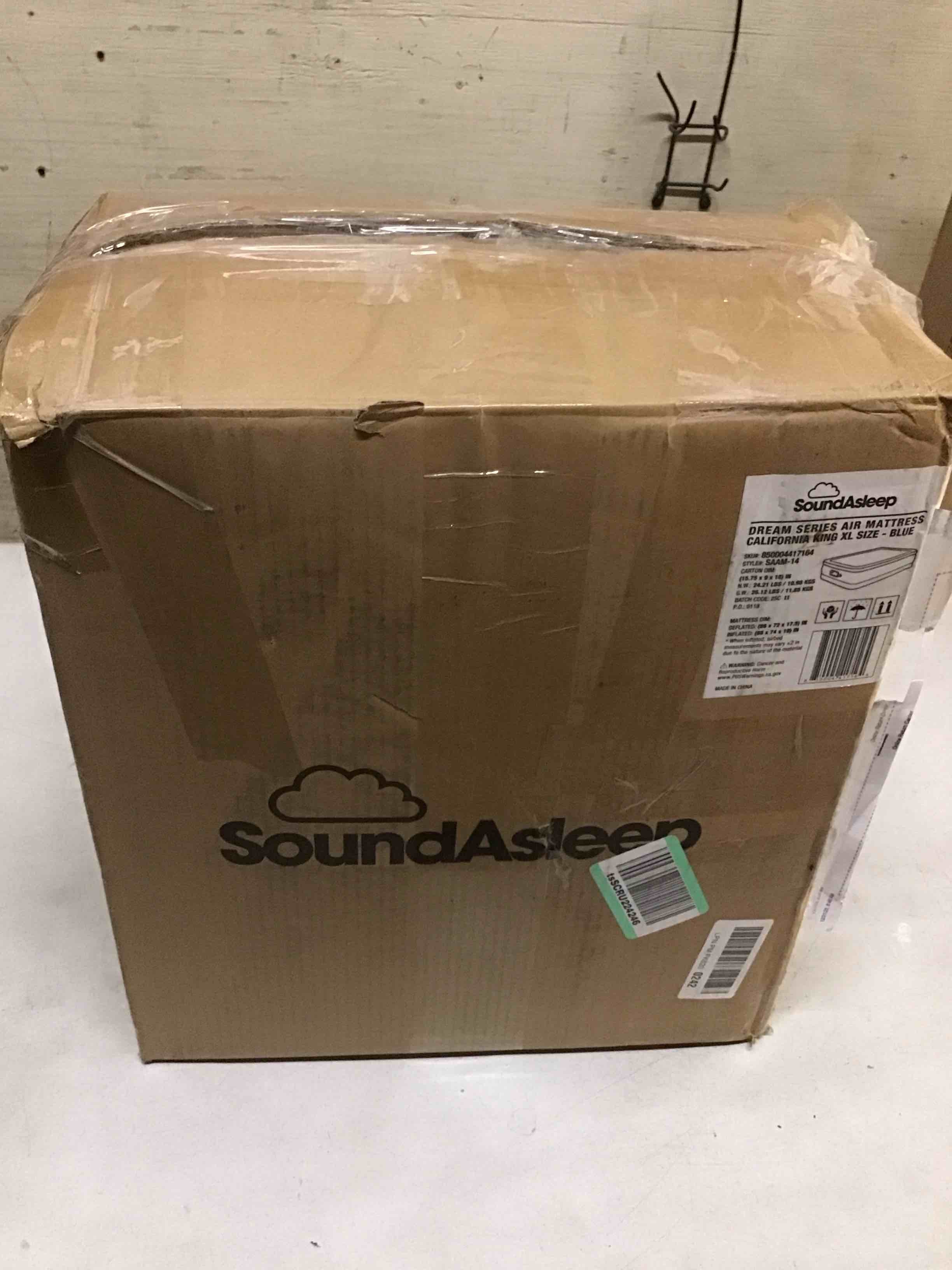 Condition photo showing Good Condition for SoundAsleep Dream Series Luxury Air Mattress with ComfortCoil Technology & Built-in High Capacity Pump for Home Camping- Double Height, Adjustable, Inflatable Blow Up, Portable - California King XL California King XL Blue