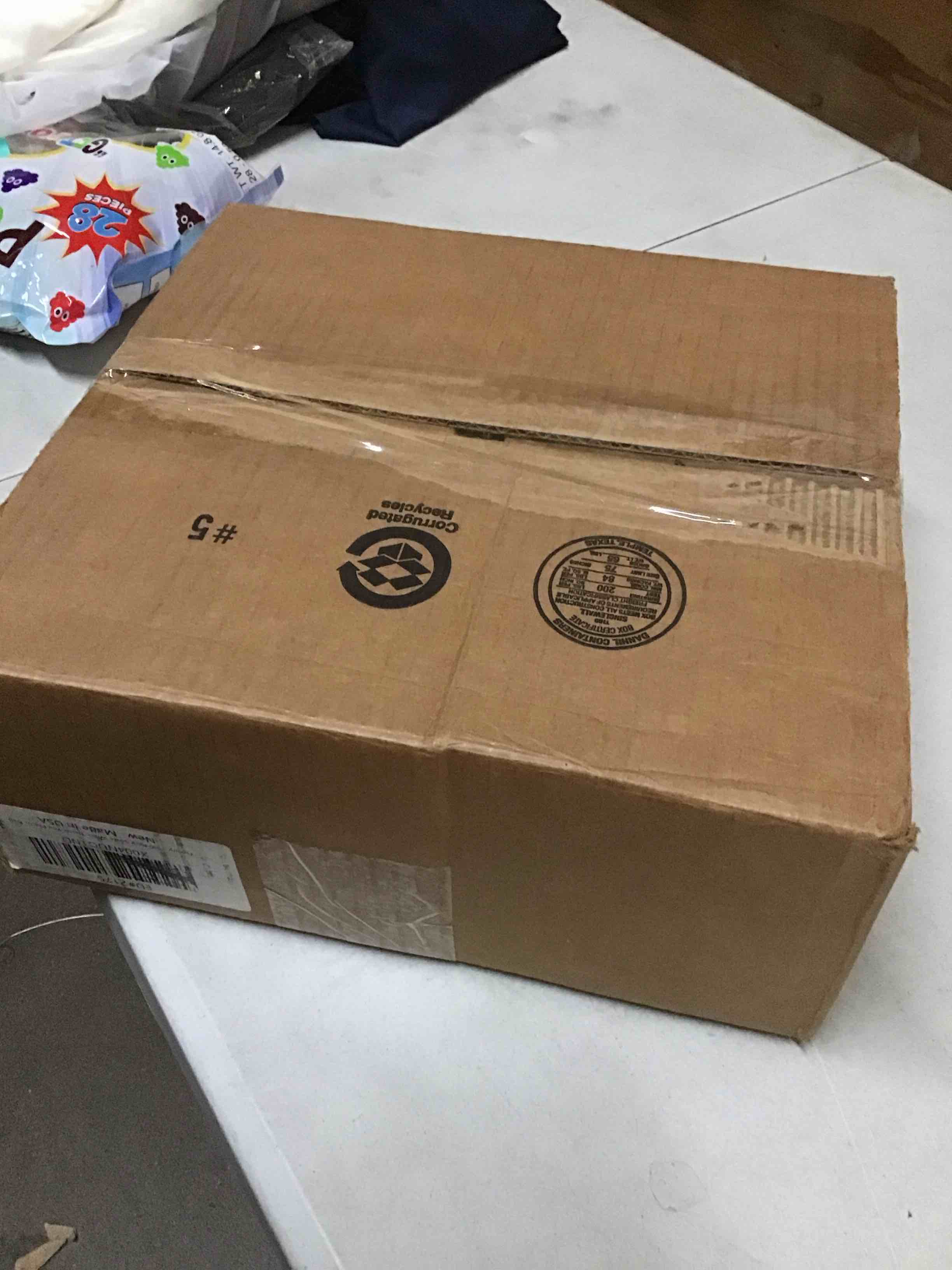 Condition photo showing As Is for ( incomplete 200 count only ) Fuxury 1000 Count Happy Smiling Face Thank You Plastic Bags (12" x 6.5" x 21") White, Have a Nice Day Bags for T-shirt, Grocery, Take Out, To Go, Retail Shopping in Bulk (Made in USA) White Smile 1000 Count