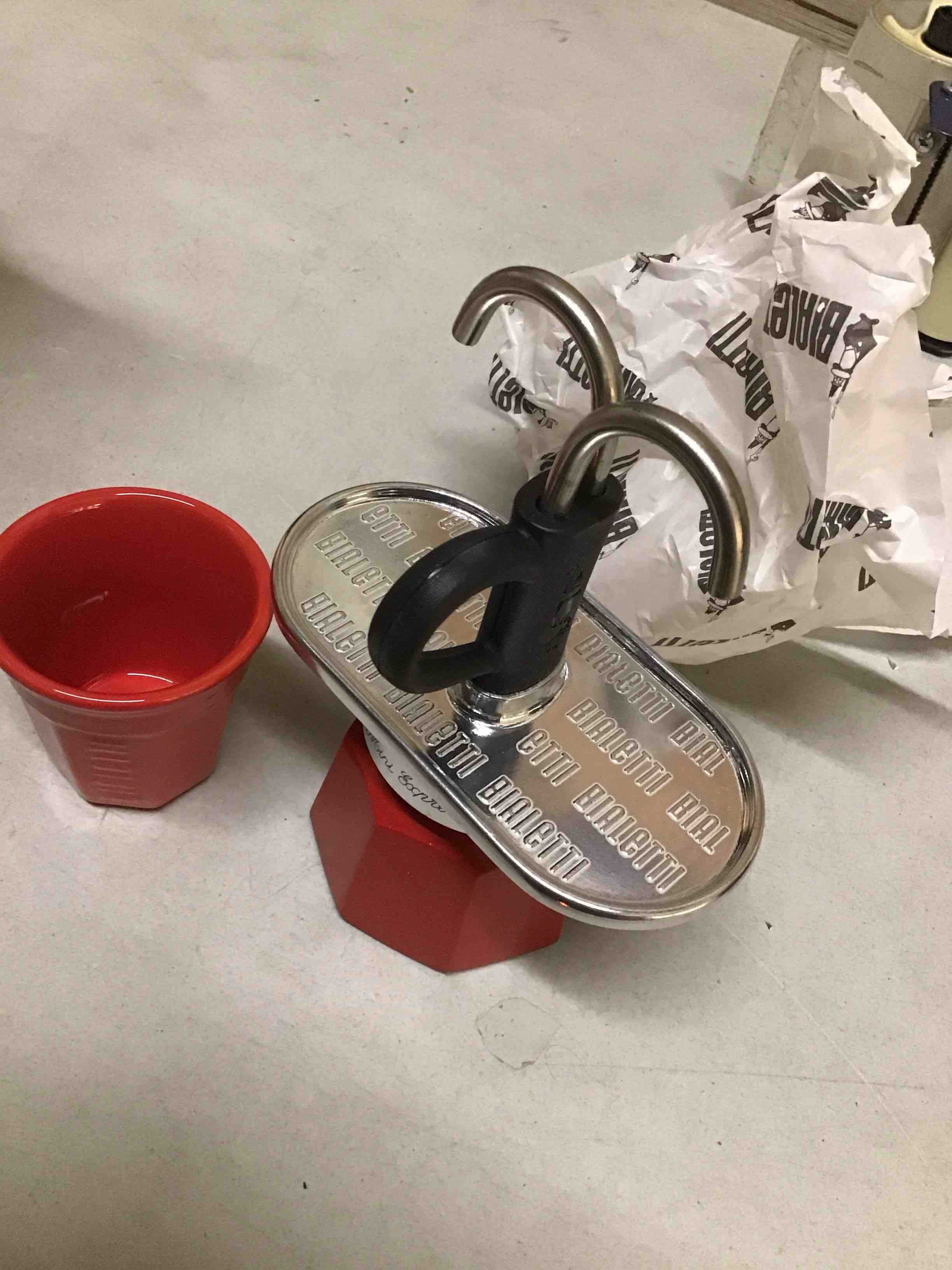 Condition photo showing As Is for ( incomplete) 0007303, Bialetti SET MINI EXPRESS, 8006363030489, 2 cups,Red