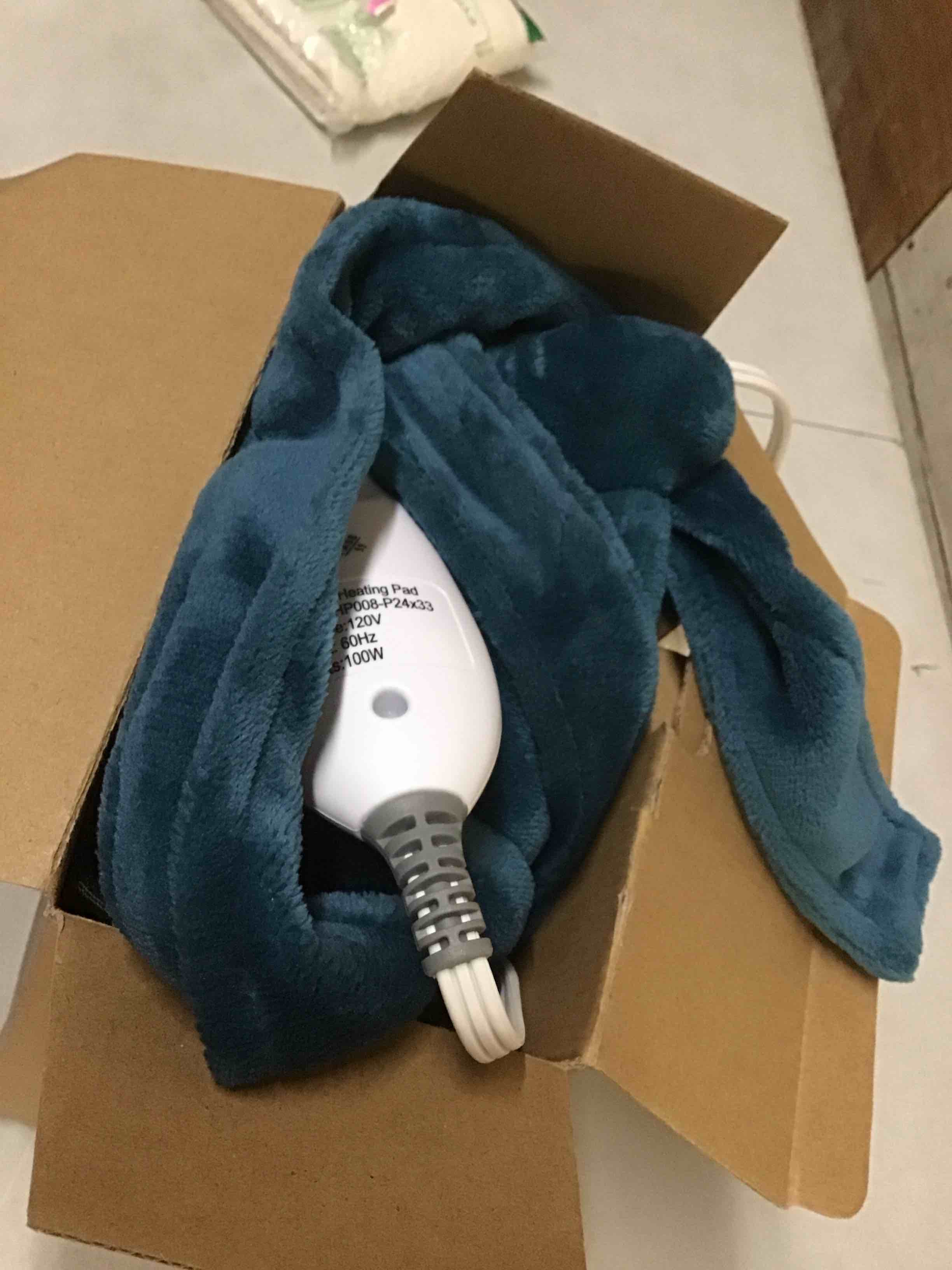 Condition photo showing As Is for caromio heating pad for back pain relief, neck and shoulders electric heating pads large size, weighted full body back heat pad with auto shut off, fast heating and 4 heat settings (teal, 33"x22") teal-33"x22"