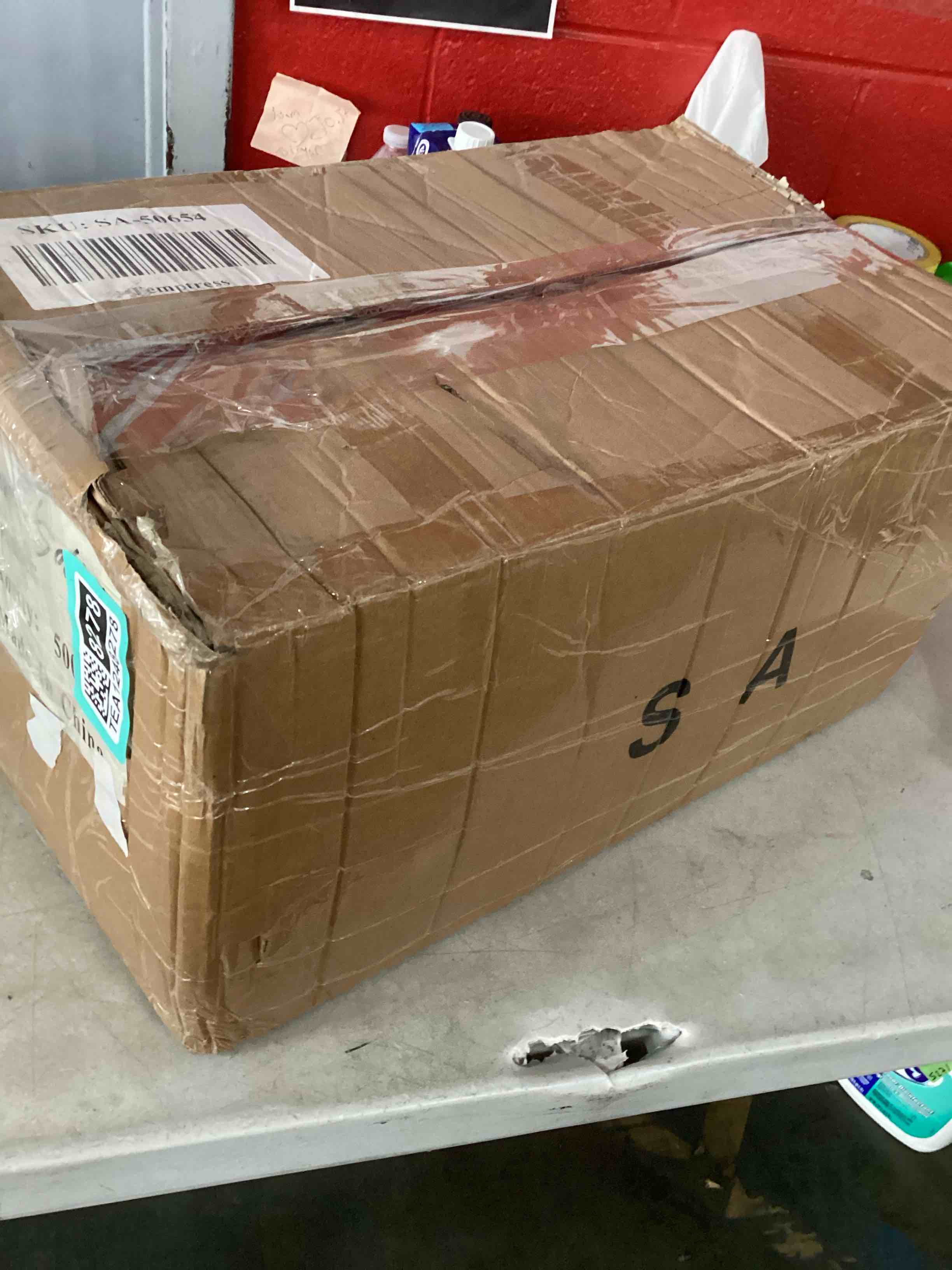 Condition photo showing Good Condition for case of 100  SA fishing face shield temptress 