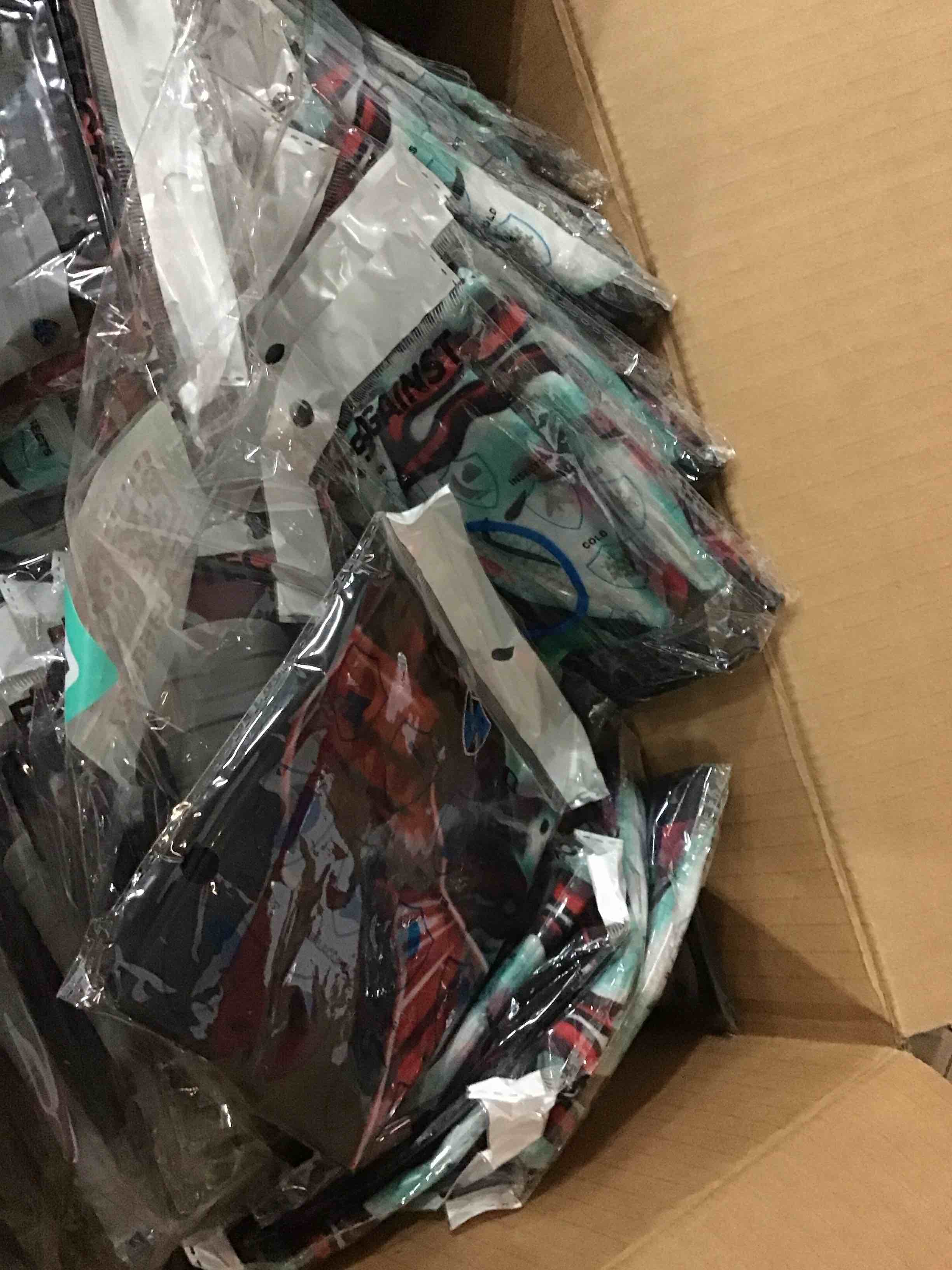 Condition photo showing Good Condition for case of 100 SA fishing face shield temptress 