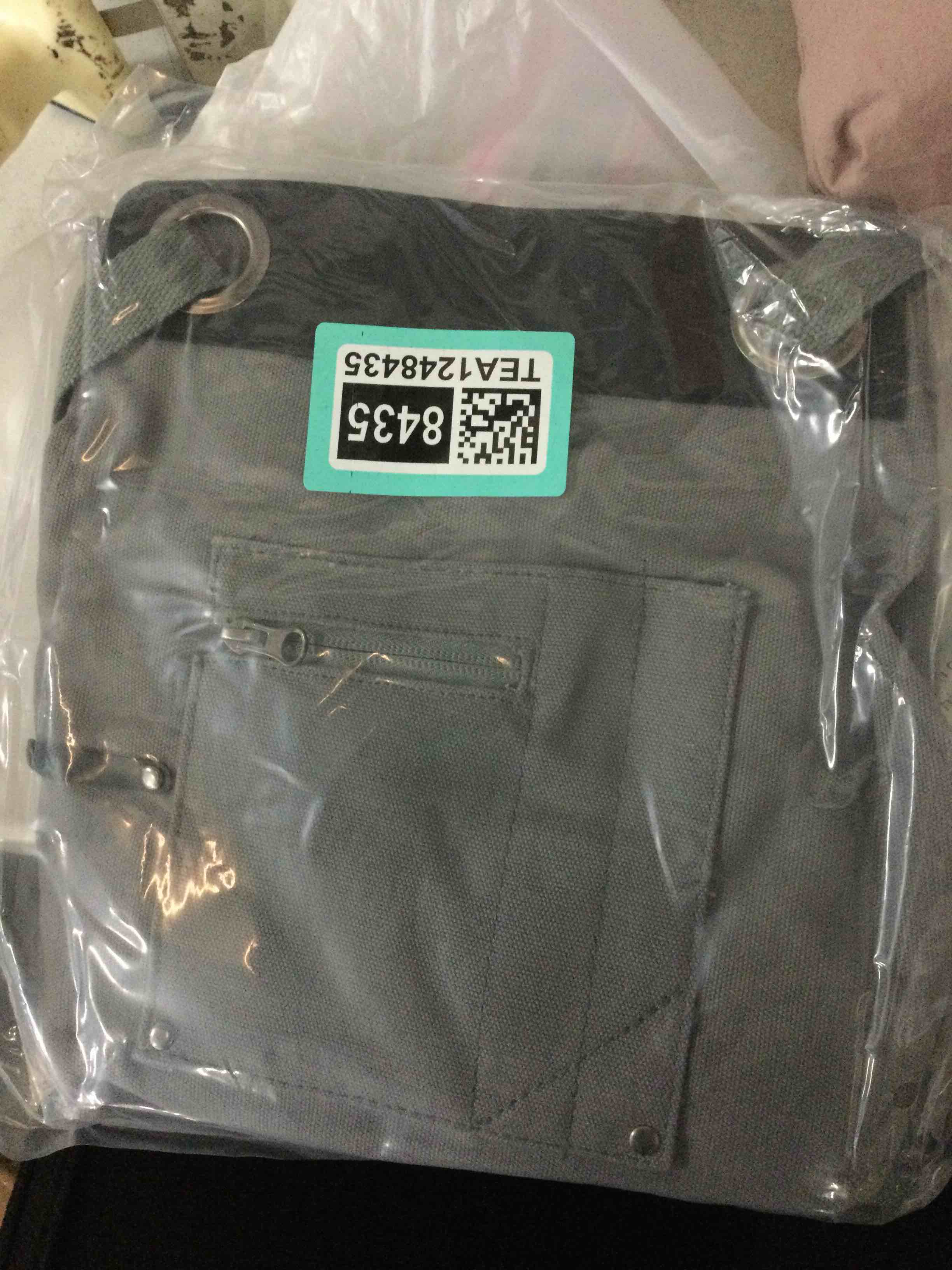 Condition photo showing New/Like New for Ticonn heavy duty waxed canvas apron 16oz thick canvas work apron 