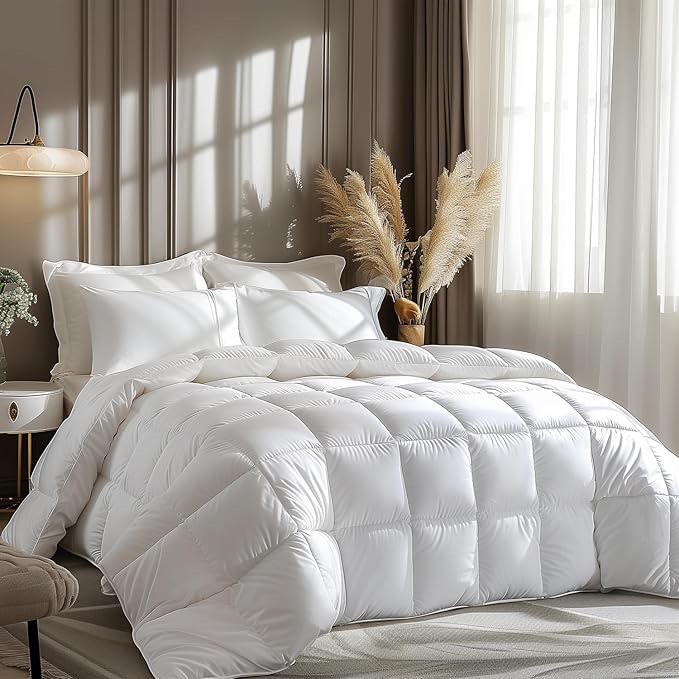 Condition photo showing Good Condition for Luxurious Queen Size Goose Feather Down Fiber Comforter Duvet Insert,Fluffy Ultra-Soft 100% Cotton, Hotel Collection Comforter,56 oz Fill Weight, All Season Medium Warmth 90 x 90 Inch White Solid