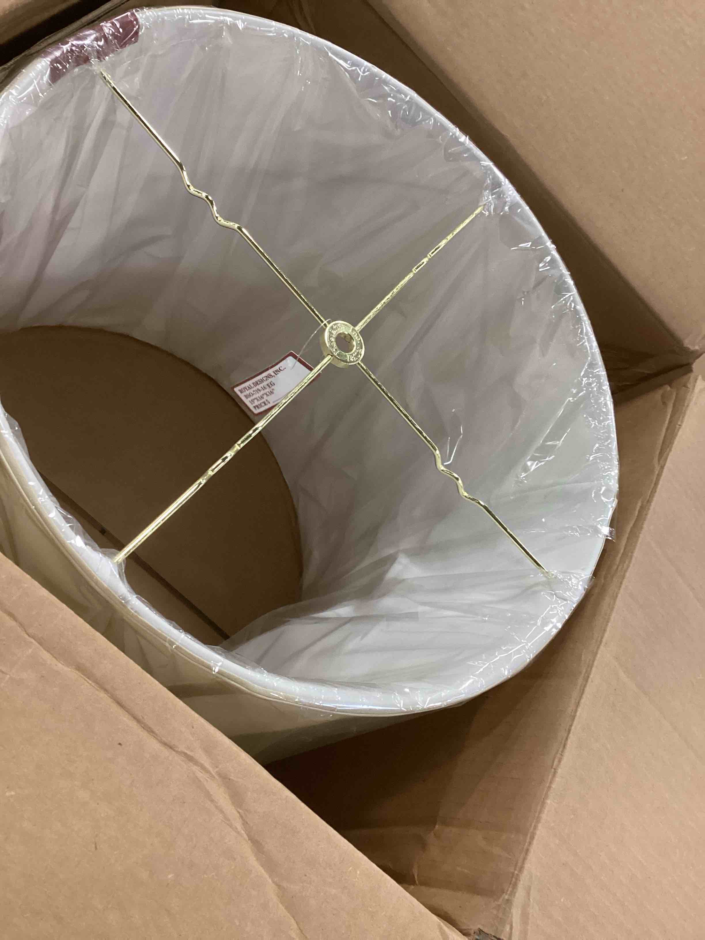 https://s3.amazonaws.com/lotting-images-prod/bidfta/TEA1249872_1738244918231.jpeg