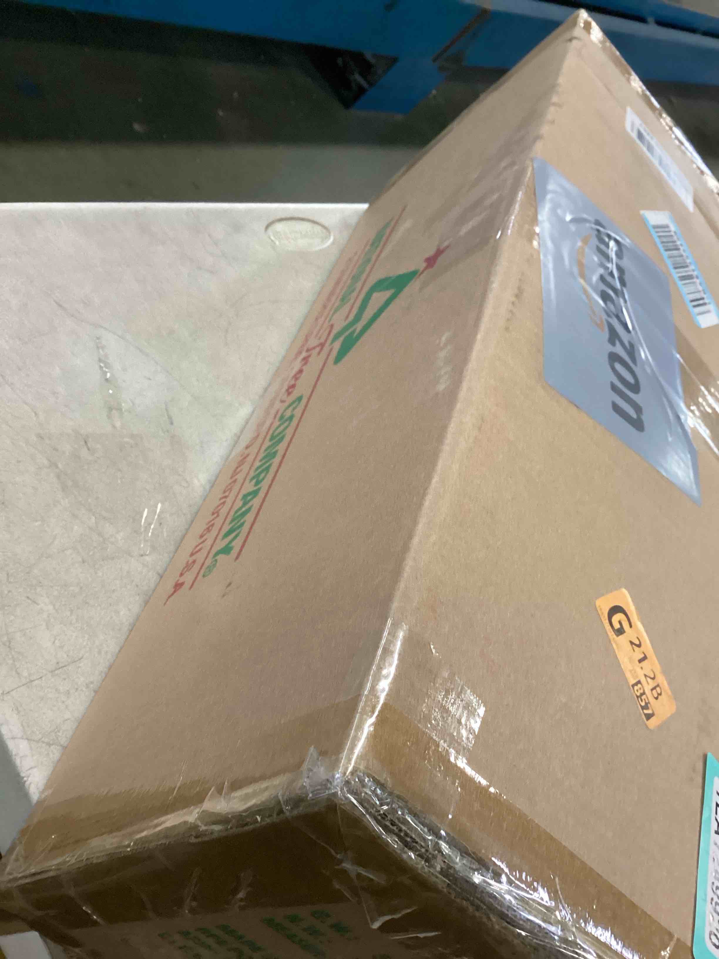 https://s3.amazonaws.com/lotting-images-prod/bidfta/TEA1249920_1738253597369.jpeg