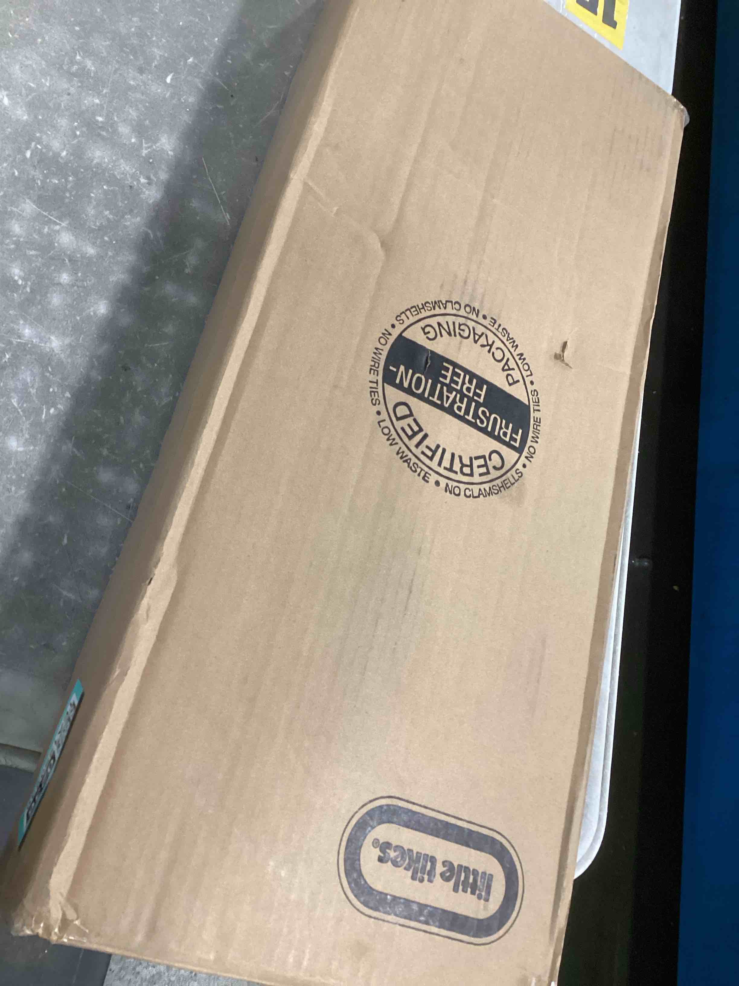 https://s3.amazonaws.com/lotting-images-prod/bidfta/TEA1250236_1738334733472.jpeg