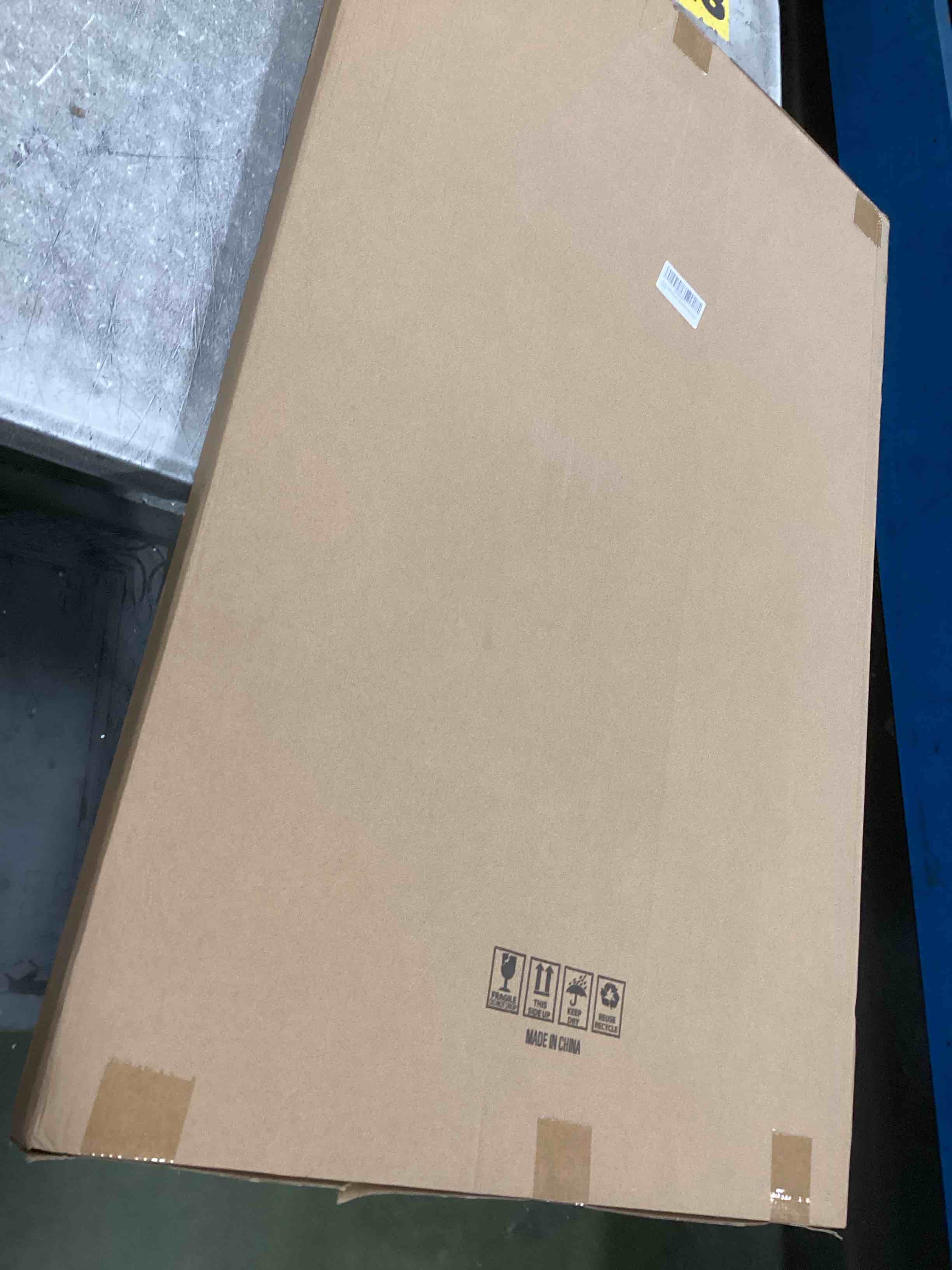 https://s3.amazonaws.com/lotting-images-prod/bidfta/TEA1250770_1738676133973.jpeg