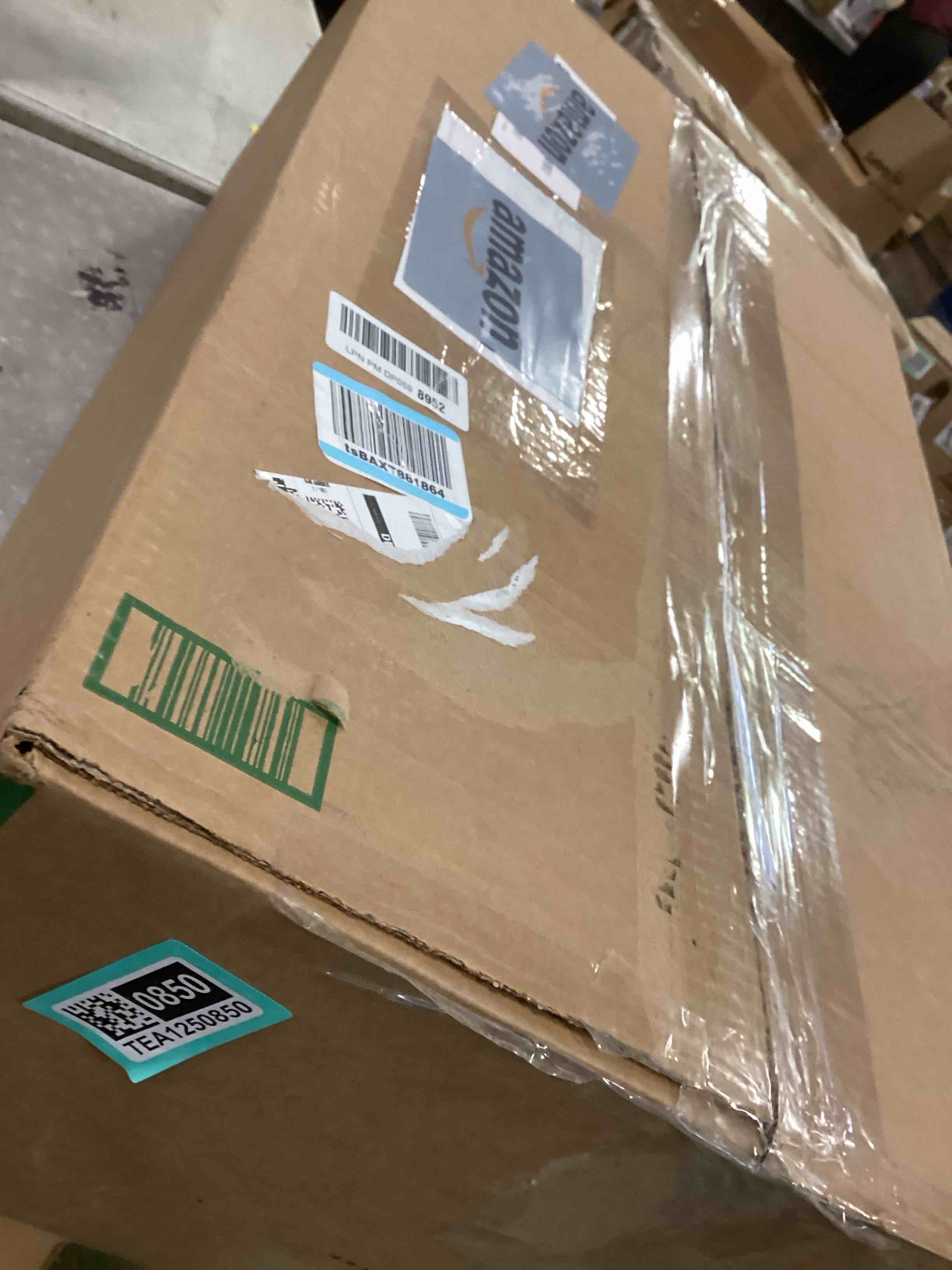 https://s3.amazonaws.com/lotting-images-prod/bidfta/TEA1250850_1738685435217.jpeg
