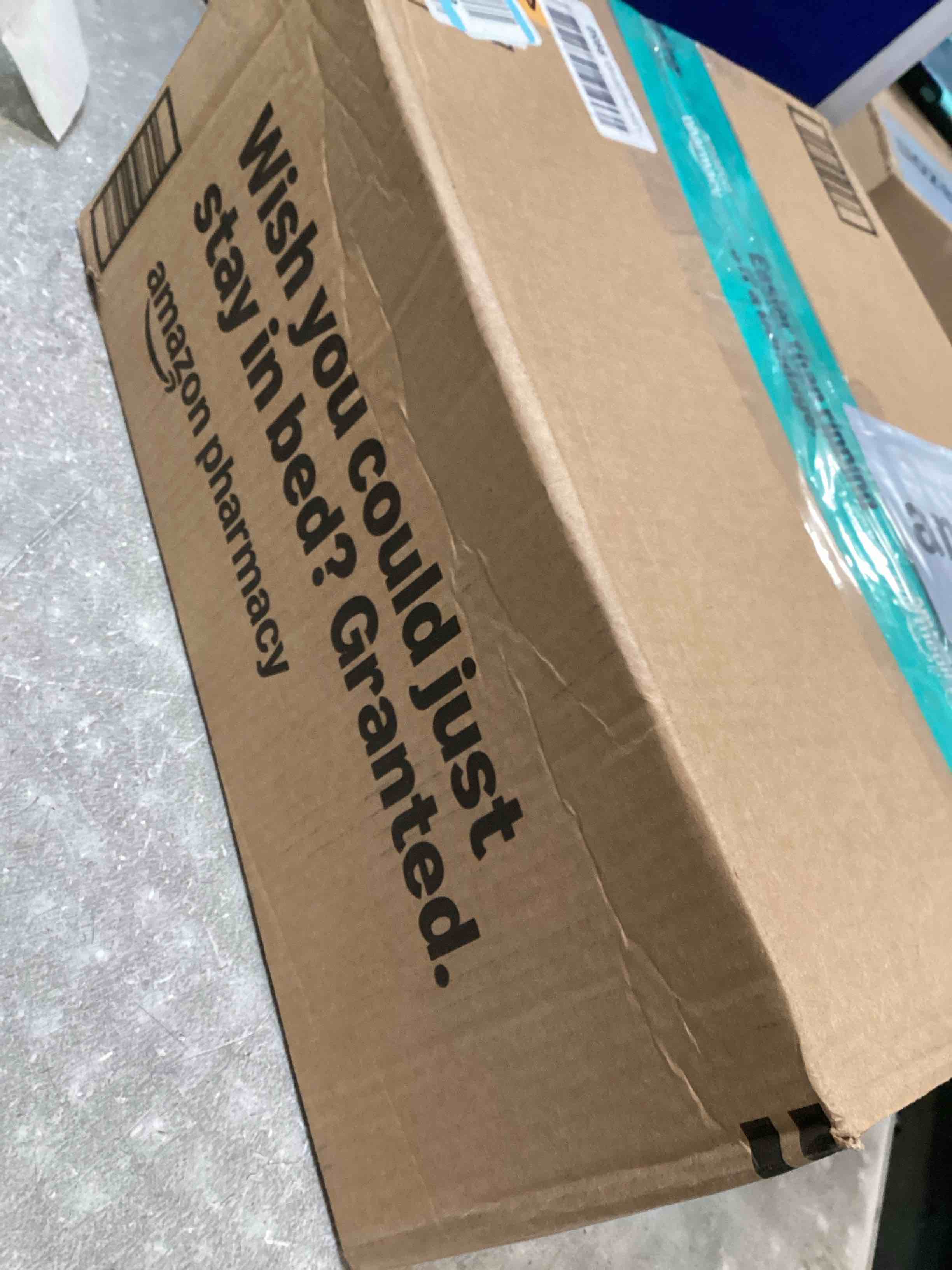 https://s3.amazonaws.com/lotting-images-prod/bidfta/TEA1250941_1738695946351.jpeg