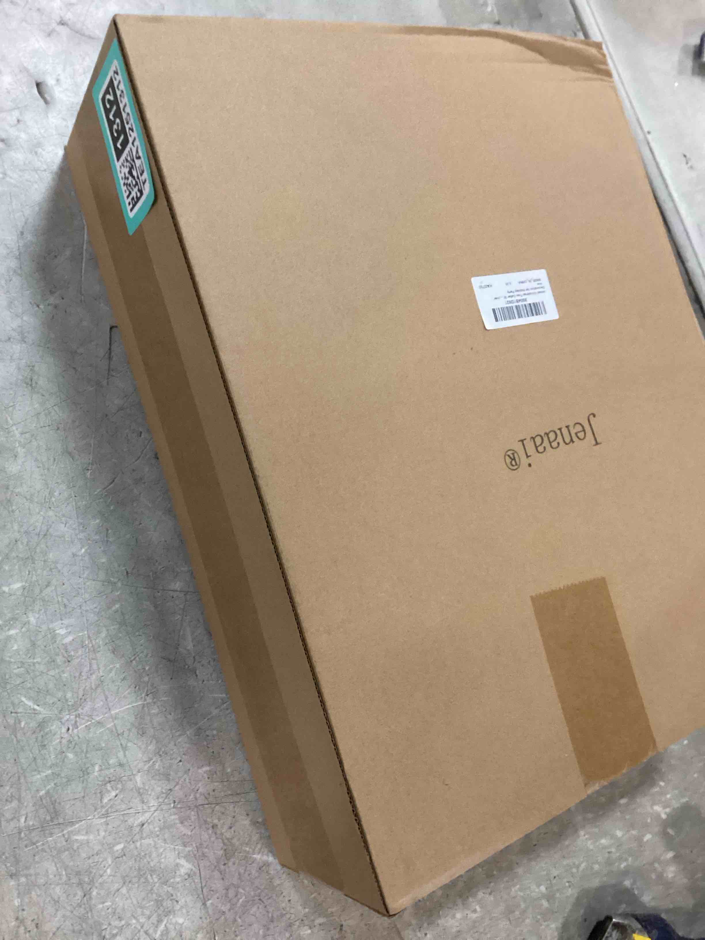 https://s3.amazonaws.com/lotting-images-prod/bidfta/TEA1251312_1738843628453.jpeg