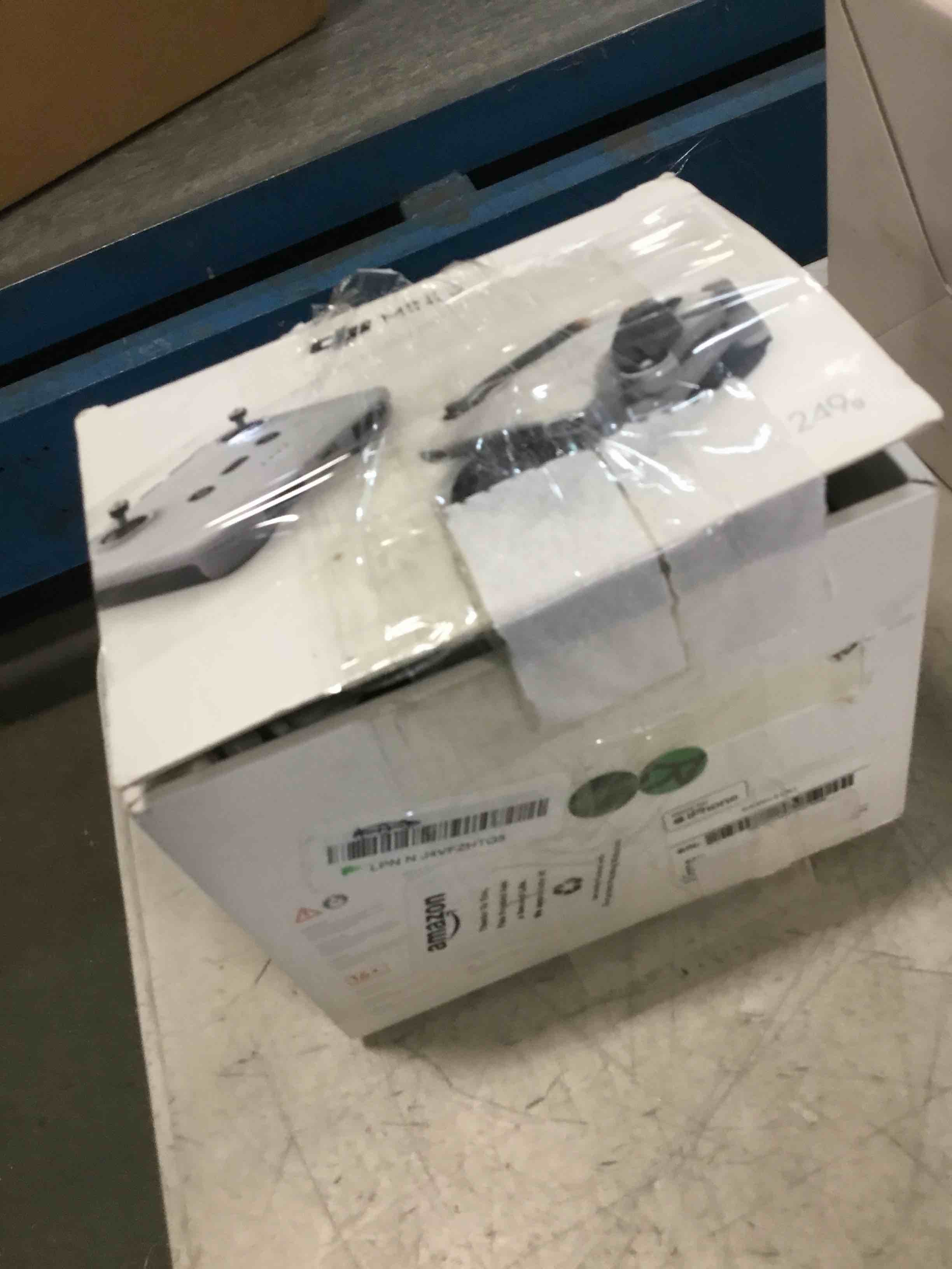 https://s3.amazonaws.com/lotting-images-prod/bidfta/TEA1252011_1737559261179.jpeg