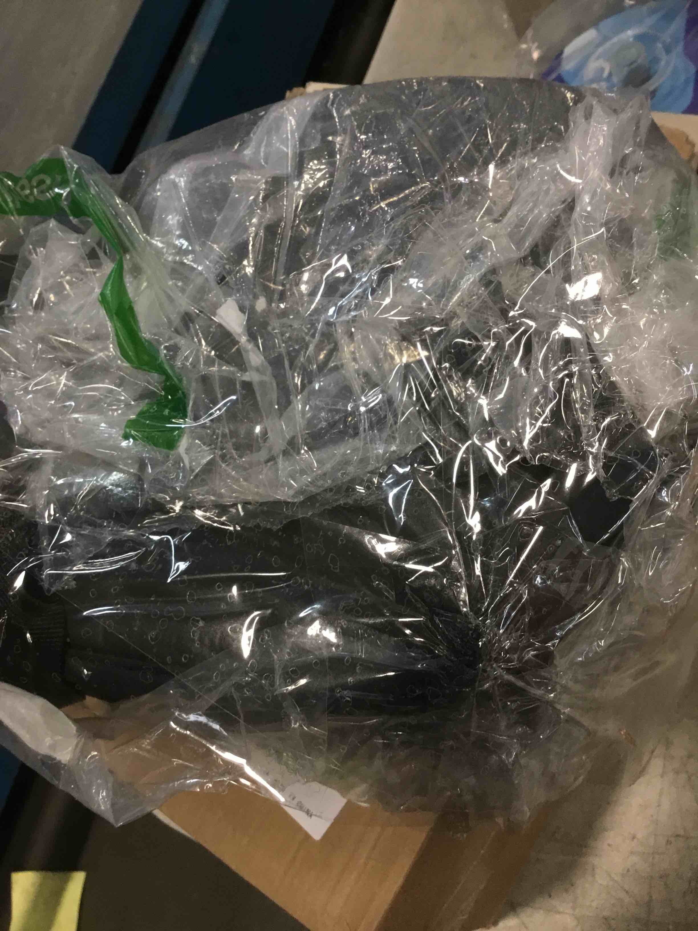 https://s3.amazonaws.com/lotting-images-prod/bidfta/TEA1252089_1737565394562.jpeg