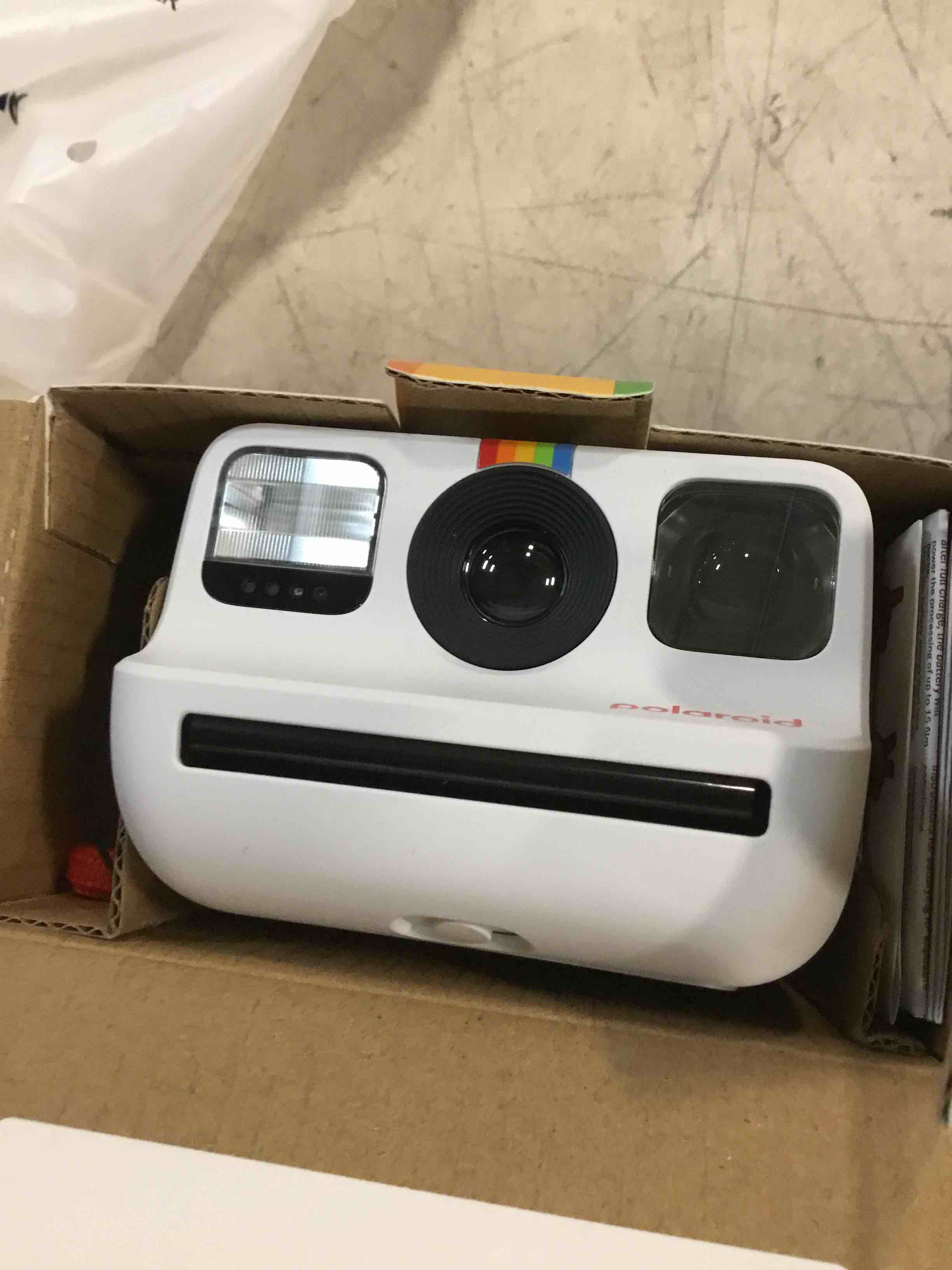 https://s3.amazonaws.com/lotting-images-prod/bidfta/TEA1252103_1737566754944.jpeg