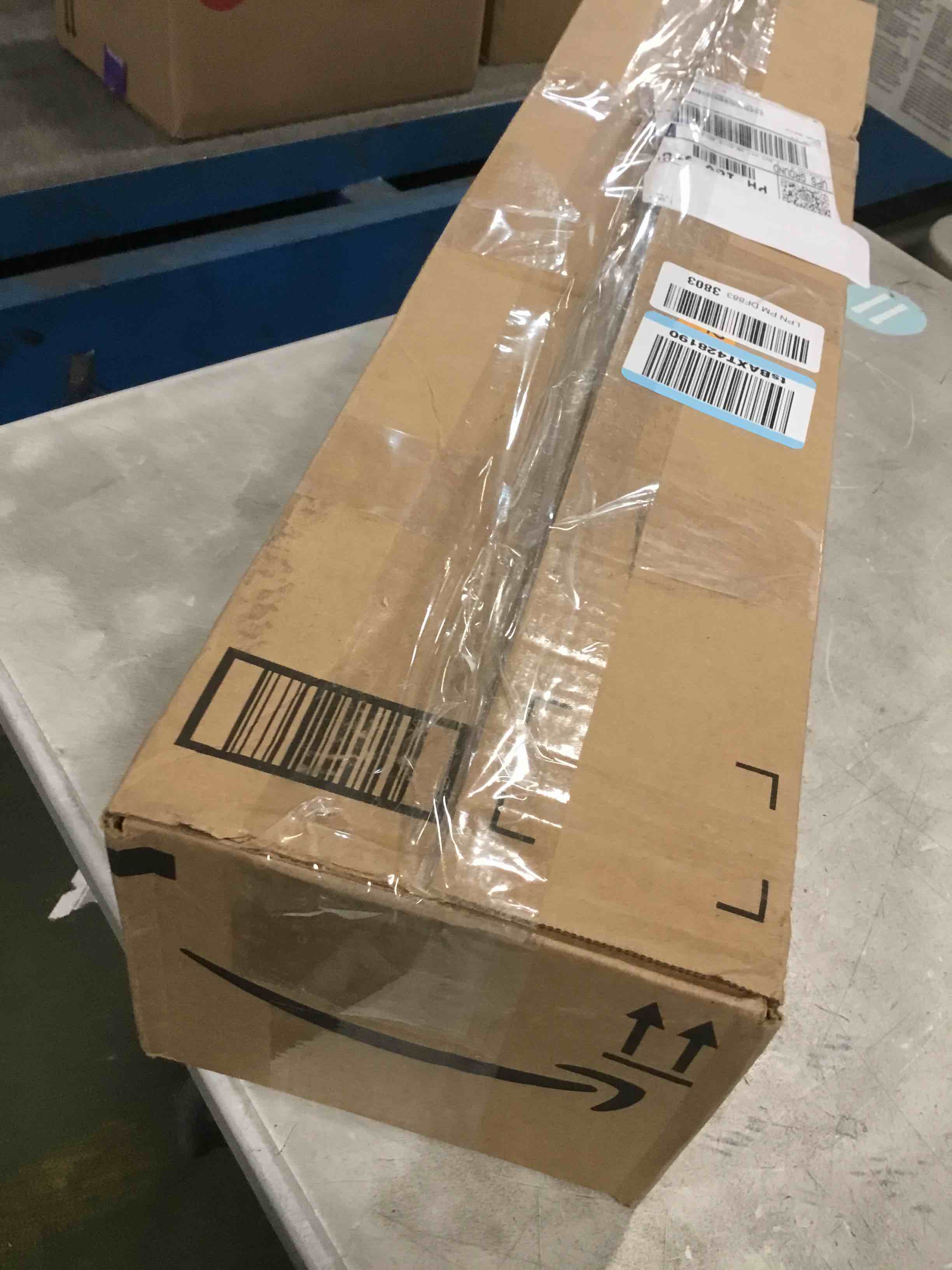 https://s3.amazonaws.com/lotting-images-prod/bidfta/TEA1252756_1737748188217.jpeg