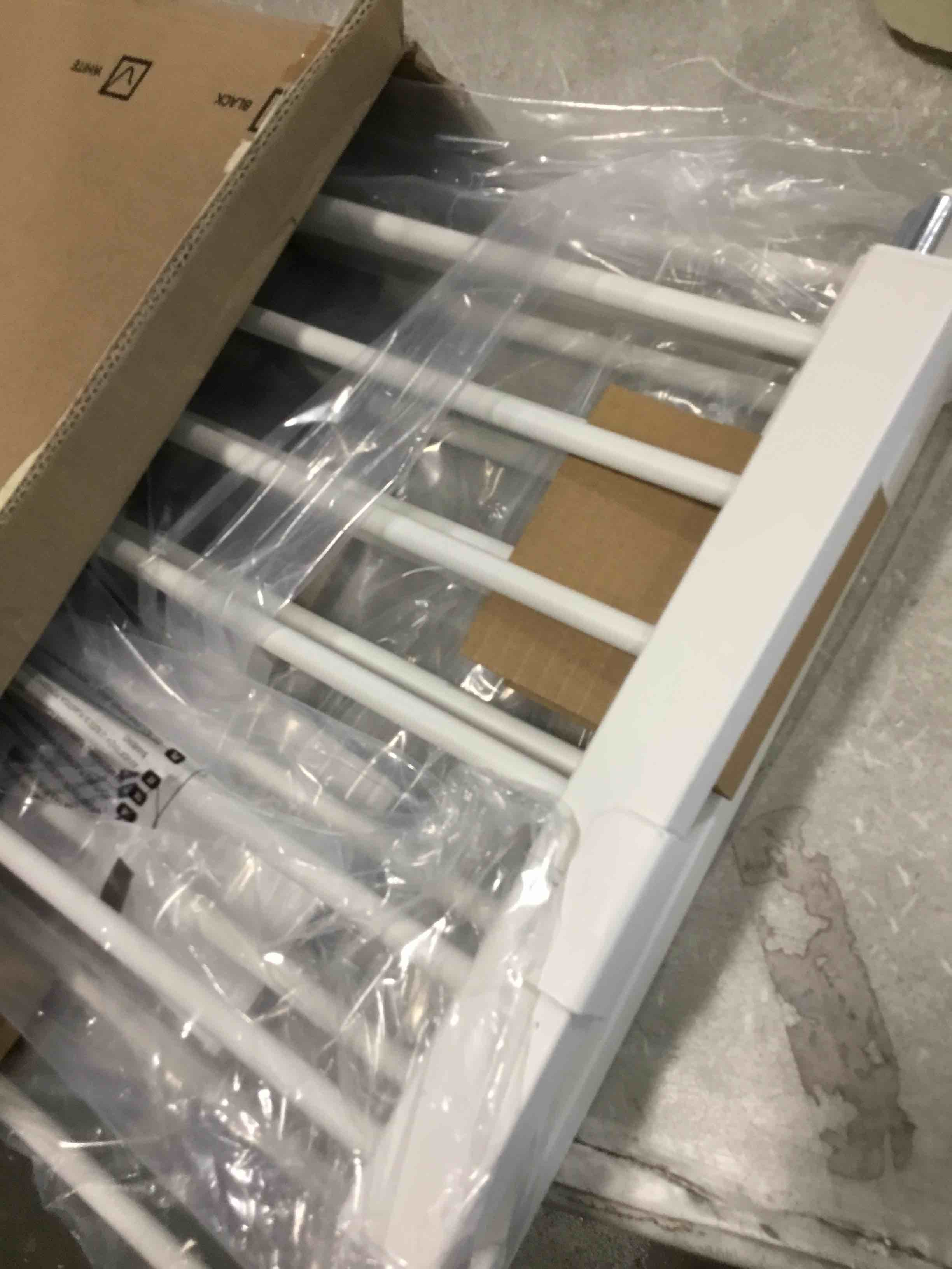 https://s3.amazonaws.com/lotting-images-prod/bidfta/TEA1252822_1738073729141.jpeg