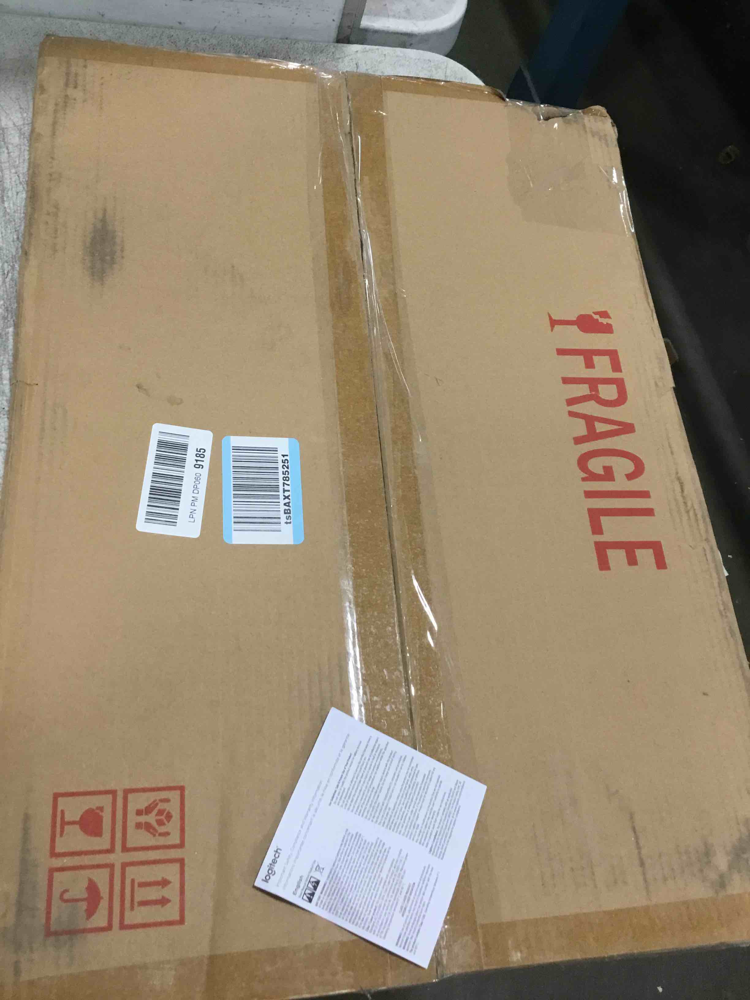 https://s3.amazonaws.com/lotting-images-prod/bidfta/TEA1254265_1738773909707.jpeg