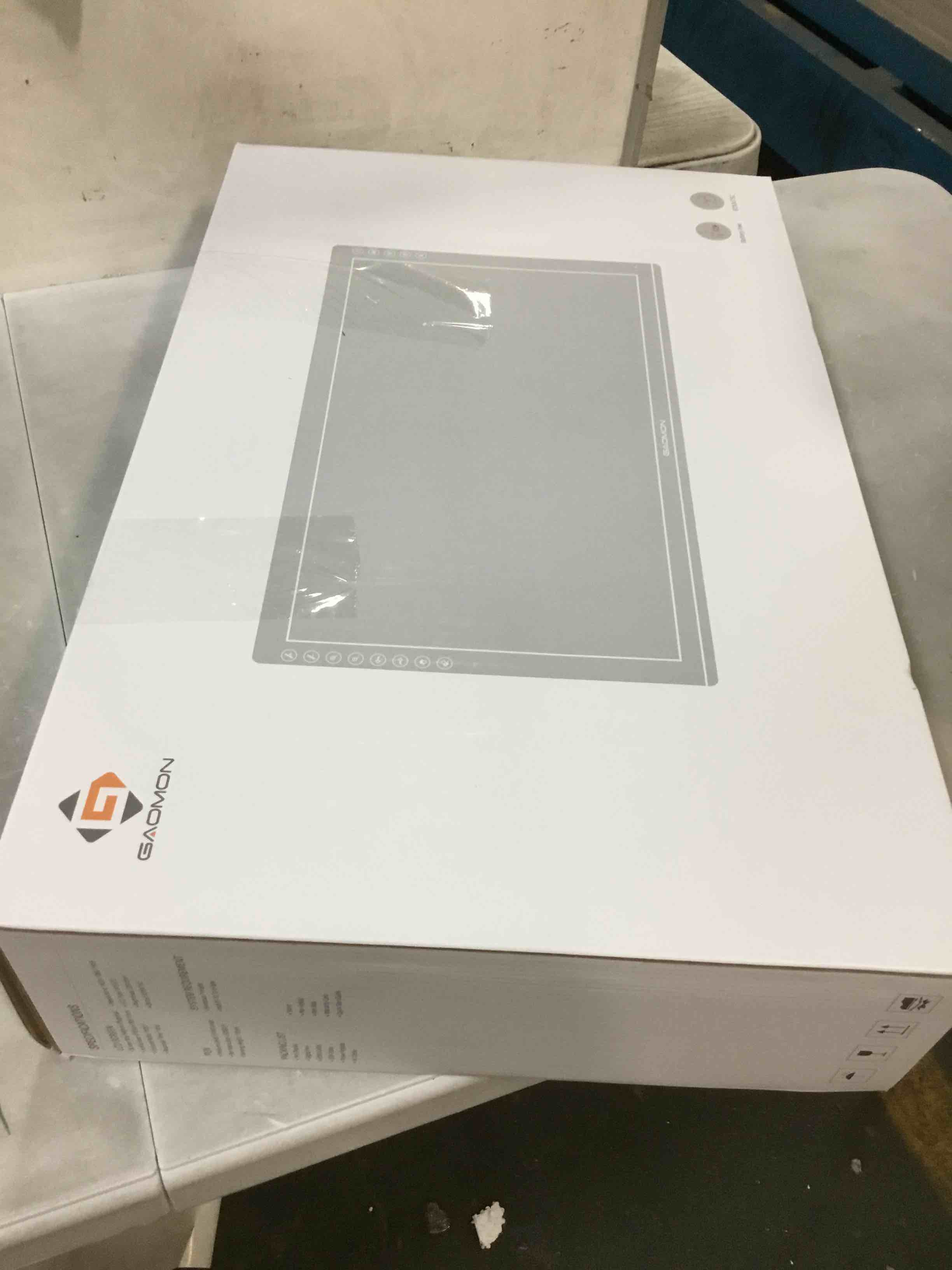 GAOMON GAOMON PD2200 Drawing Tablet with Screen, Full-Laminated Digital Art Tablet with 8 Touch Buttons, Battery-Free Stylus, Tilt, 130% sRGB, 21.5 inch Graphics Tablet with Stand for Mac, Windows PC