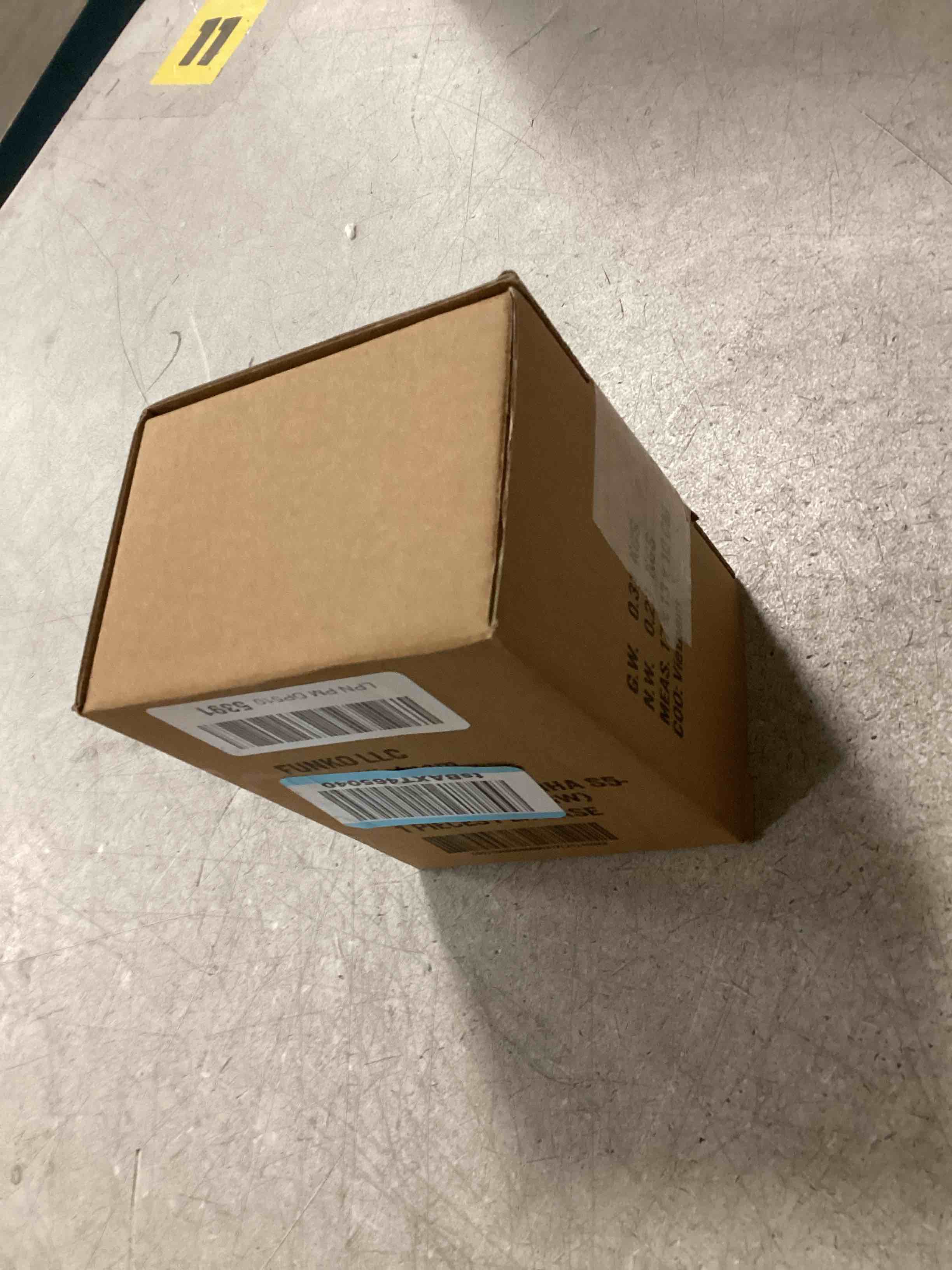 https://s3.amazonaws.com/lotting-images-prod/bidfta/TEA1256986_1738783079325.jpeg
