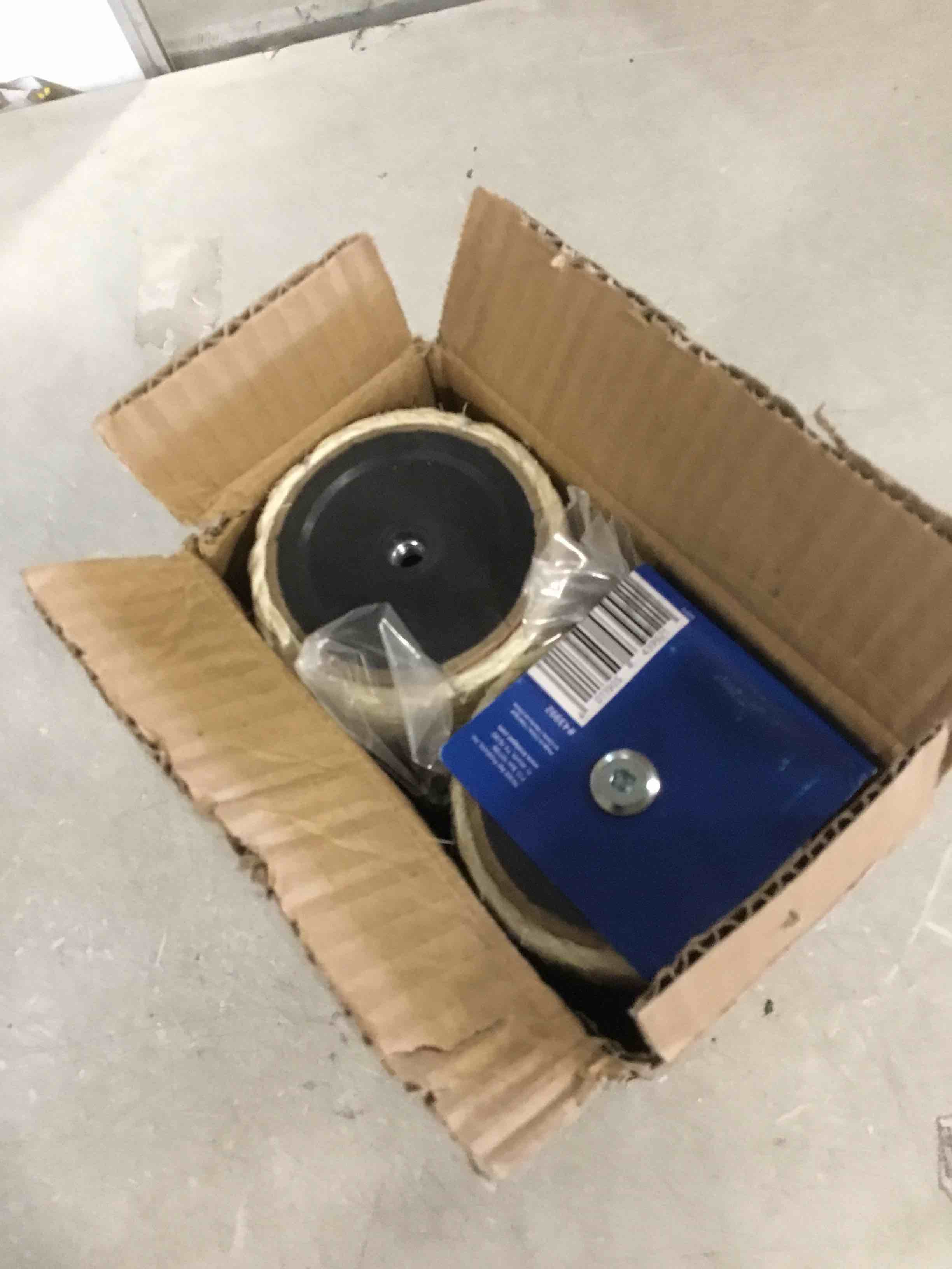 https://s3.amazonaws.com/lotting-images-prod/bidfta/TEA1257509_1739206641120.jpeg