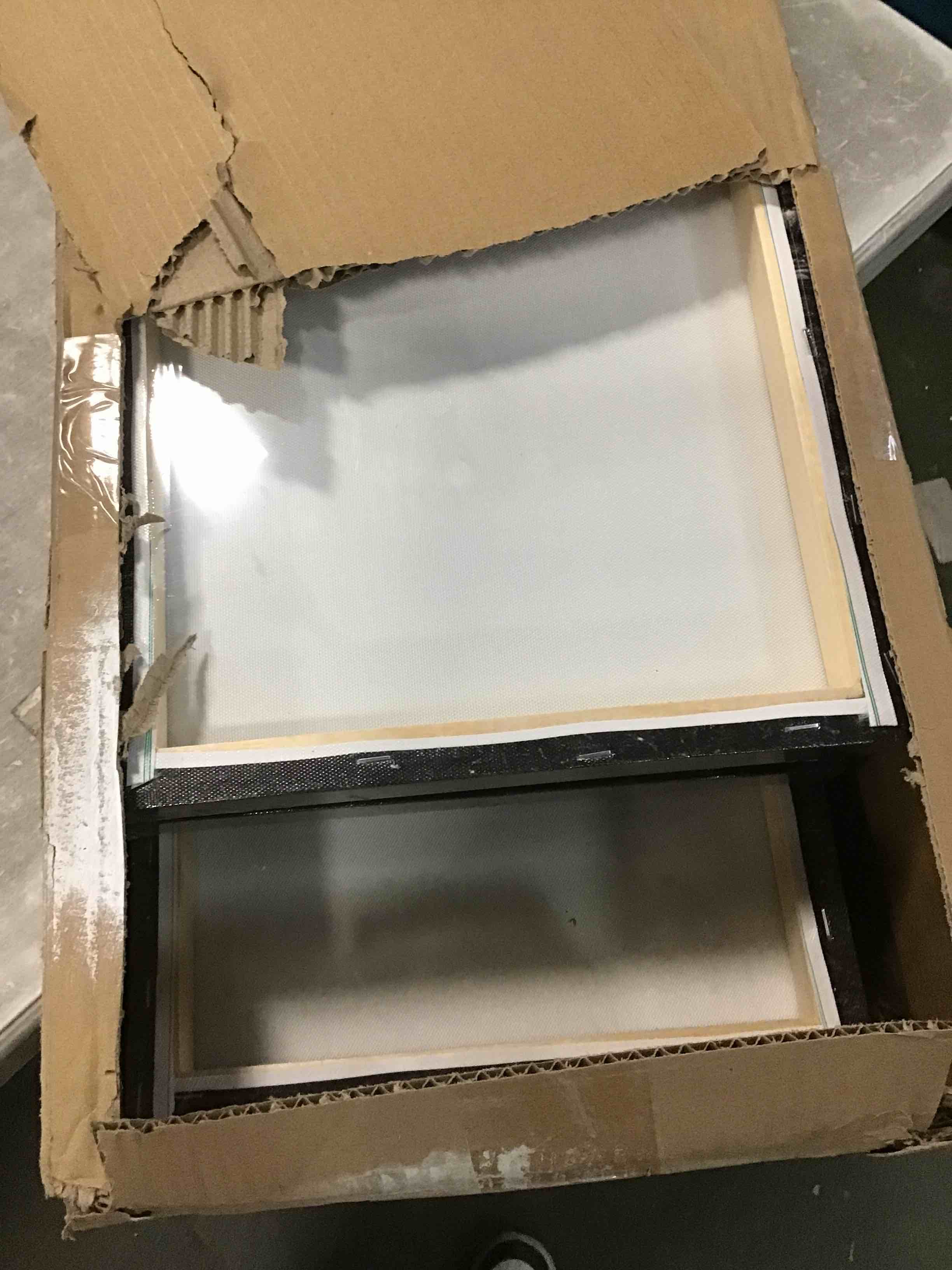 https://s3.amazonaws.com/lotting-images-prod/bidfta/TEA1258439_1737555816193.jpeg