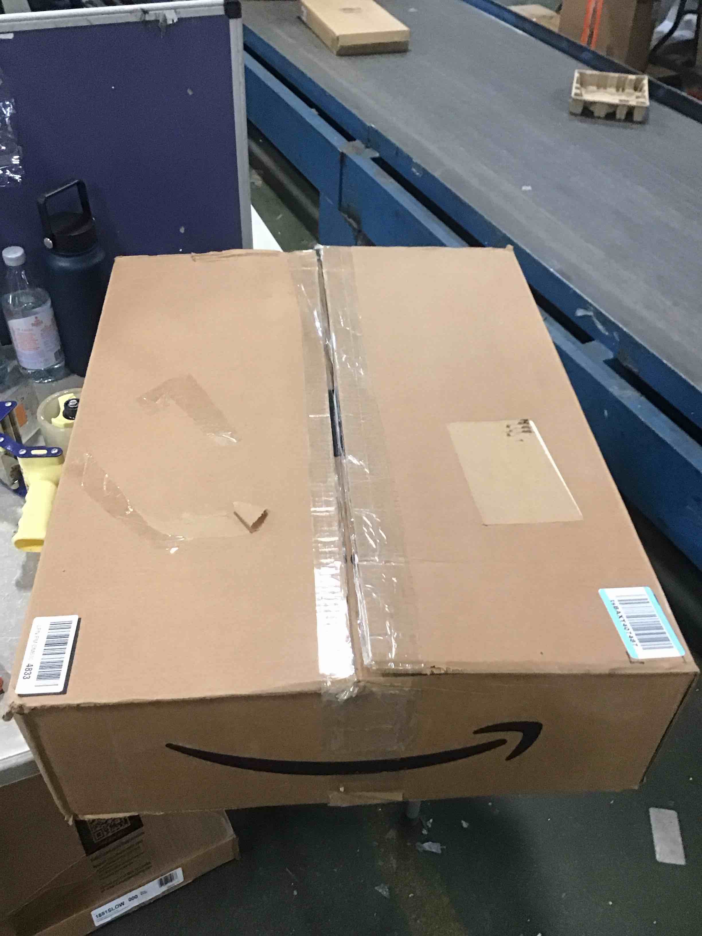 https://s3.amazonaws.com/lotting-images-prod/bidfta/TEA1258456_1737557403916.jpeg