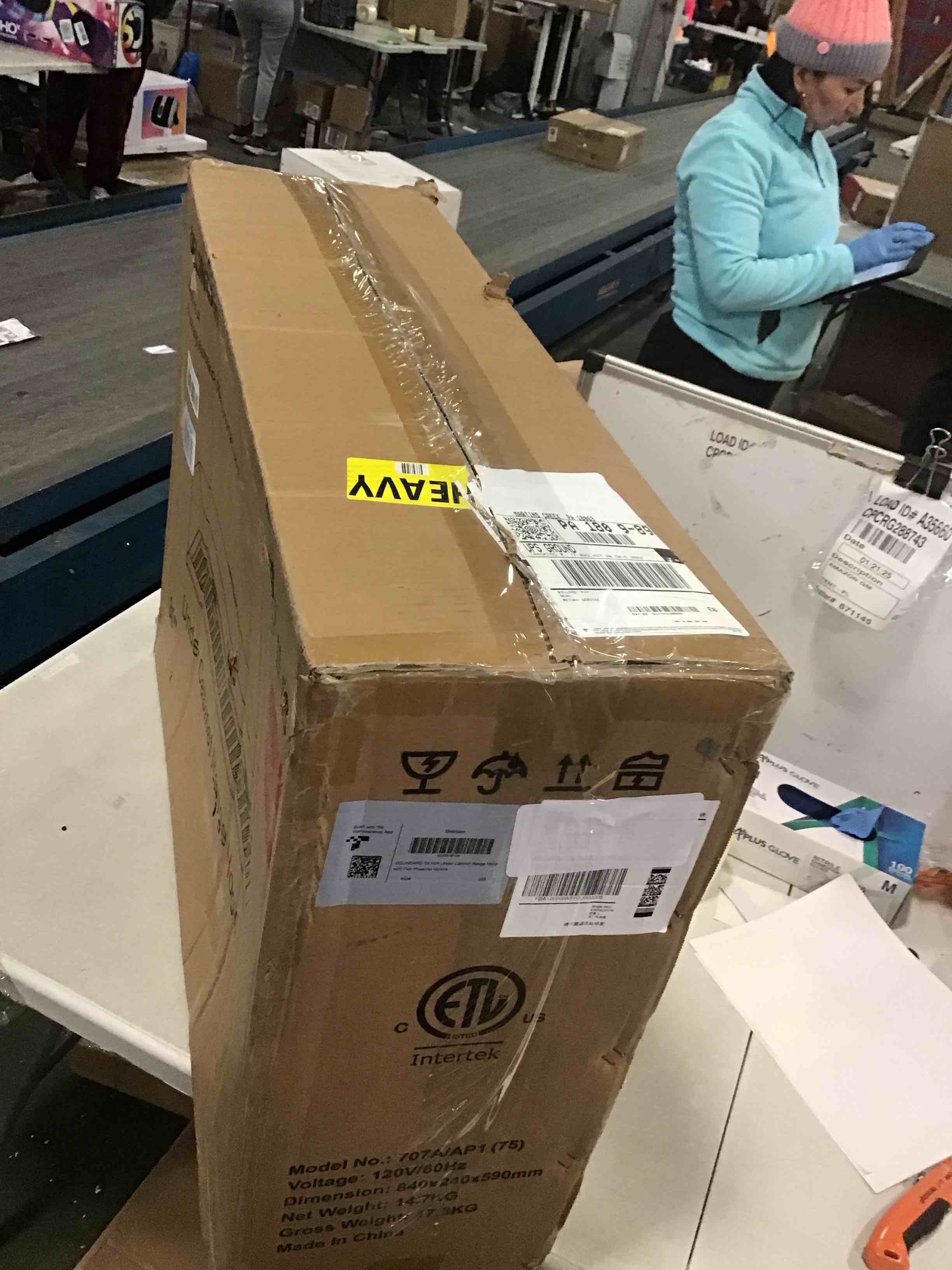 https://s3.amazonaws.com/lotting-images-prod/bidfta/TEA1258781_1737646249675.jpeg