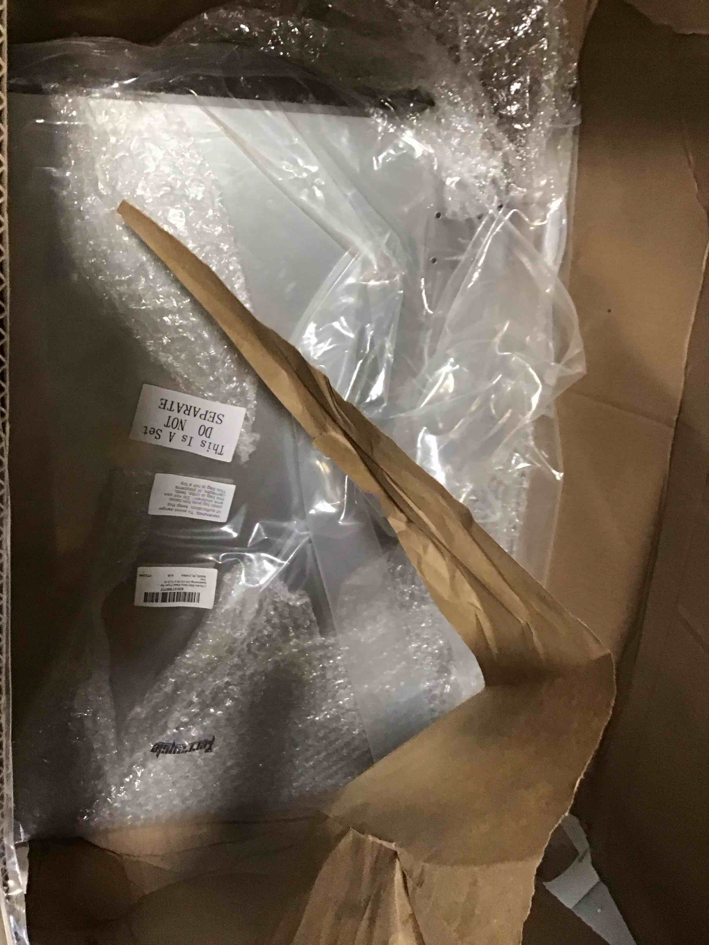 https://s3.amazonaws.com/lotting-images-prod/bidfta/TEA1258878_1737658042842.jpeg