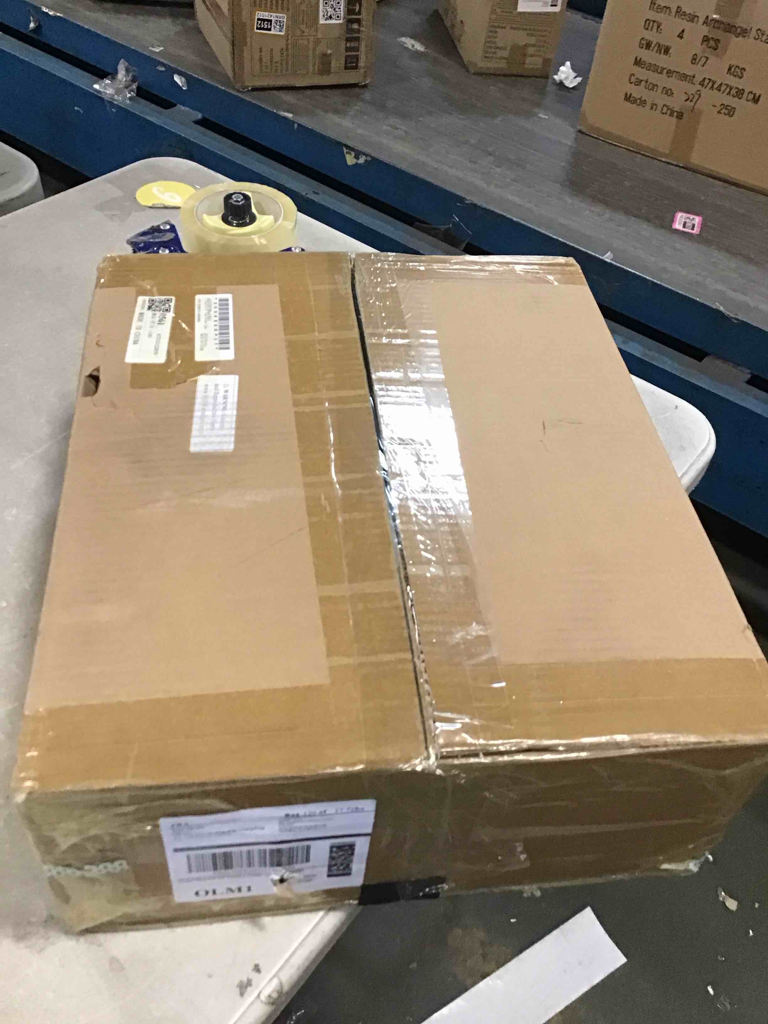 https://s3.amazonaws.com/lotting-images-prod/bidfta/TEA1259004_1737734504054.jpeg