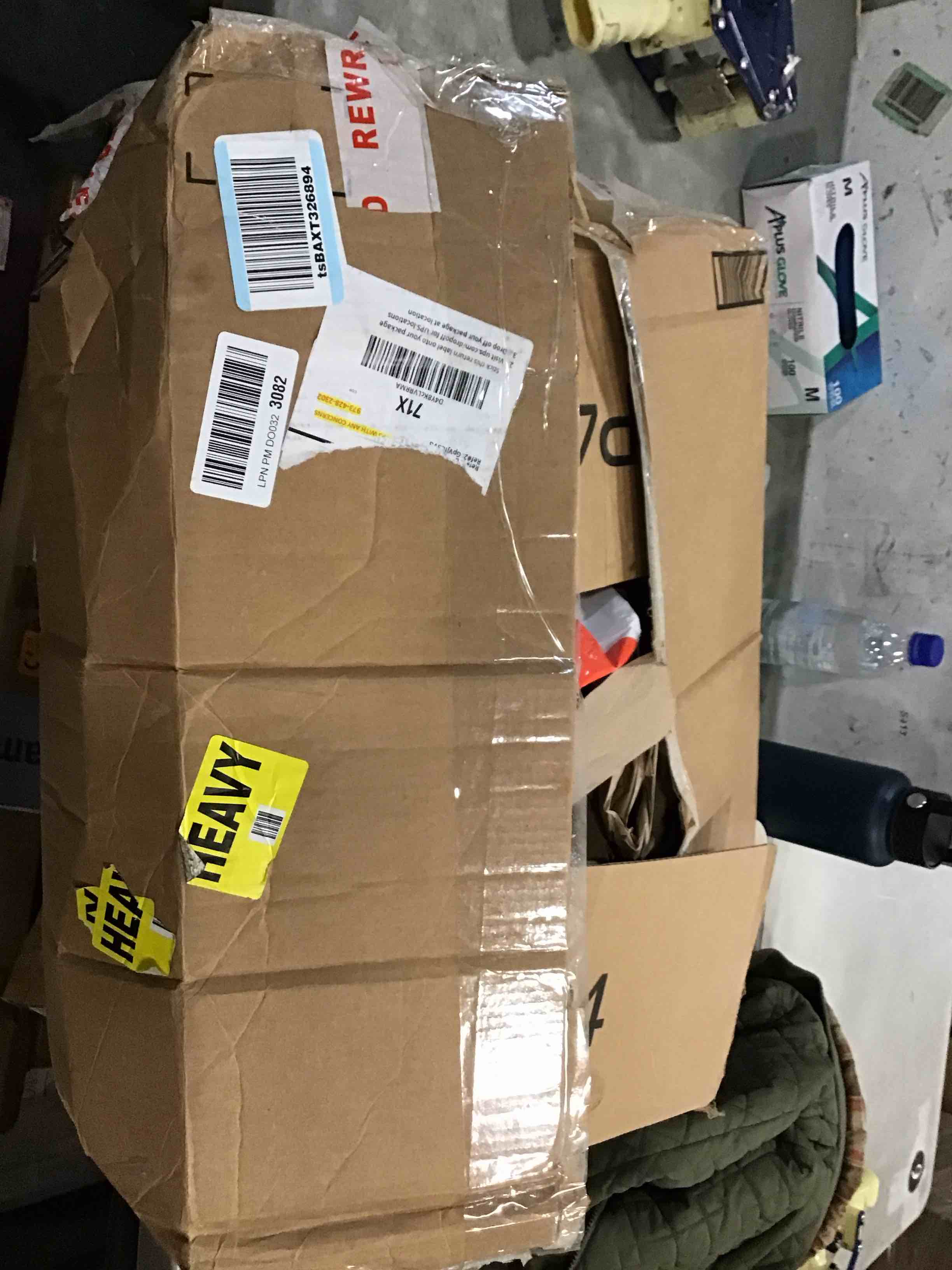 https://s3.amazonaws.com/lotting-images-prod/bidfta/TEA1259152_1737982352550.jpeg