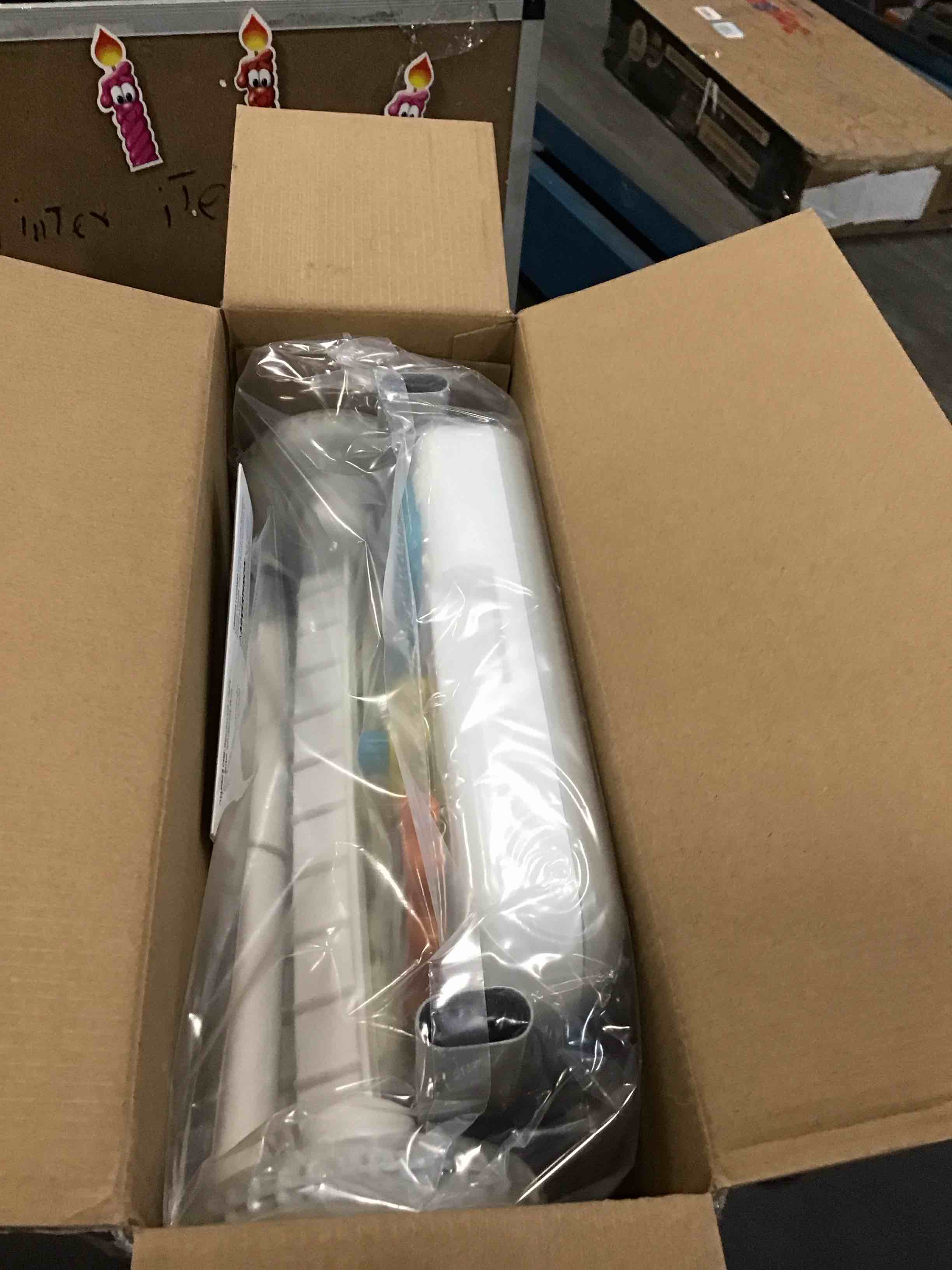https://s3.amazonaws.com/lotting-images-prod/bidfta/TEA1259426_1738069189722.jpeg