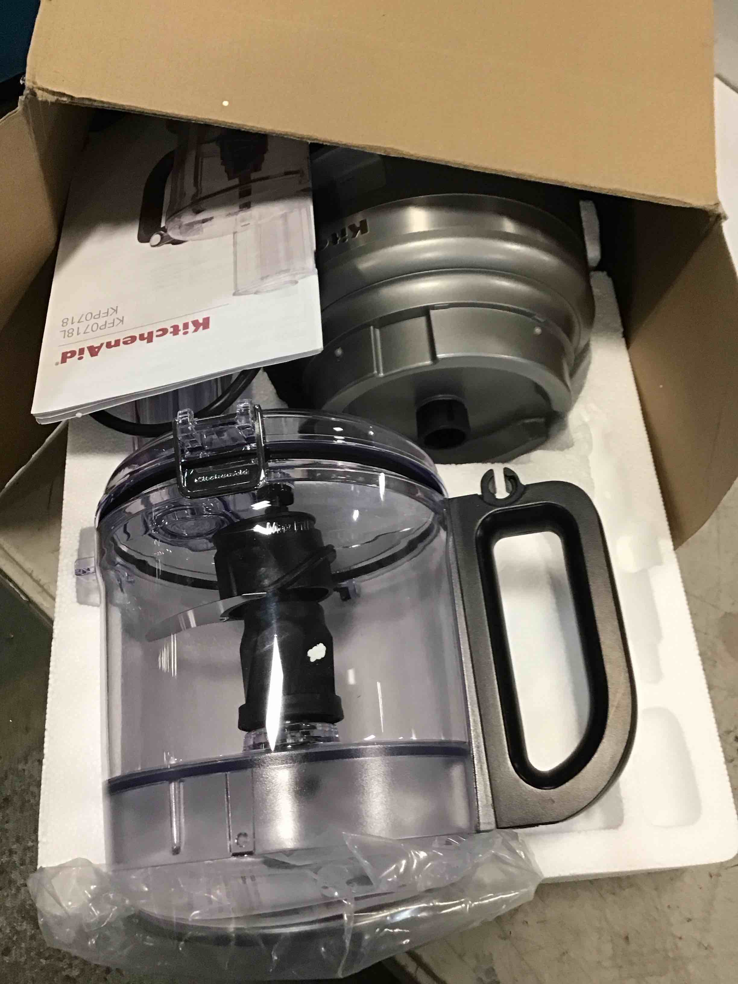 https://s3.amazonaws.com/lotting-images-prod/bidfta/TEA1259712_1738156753599.jpeg