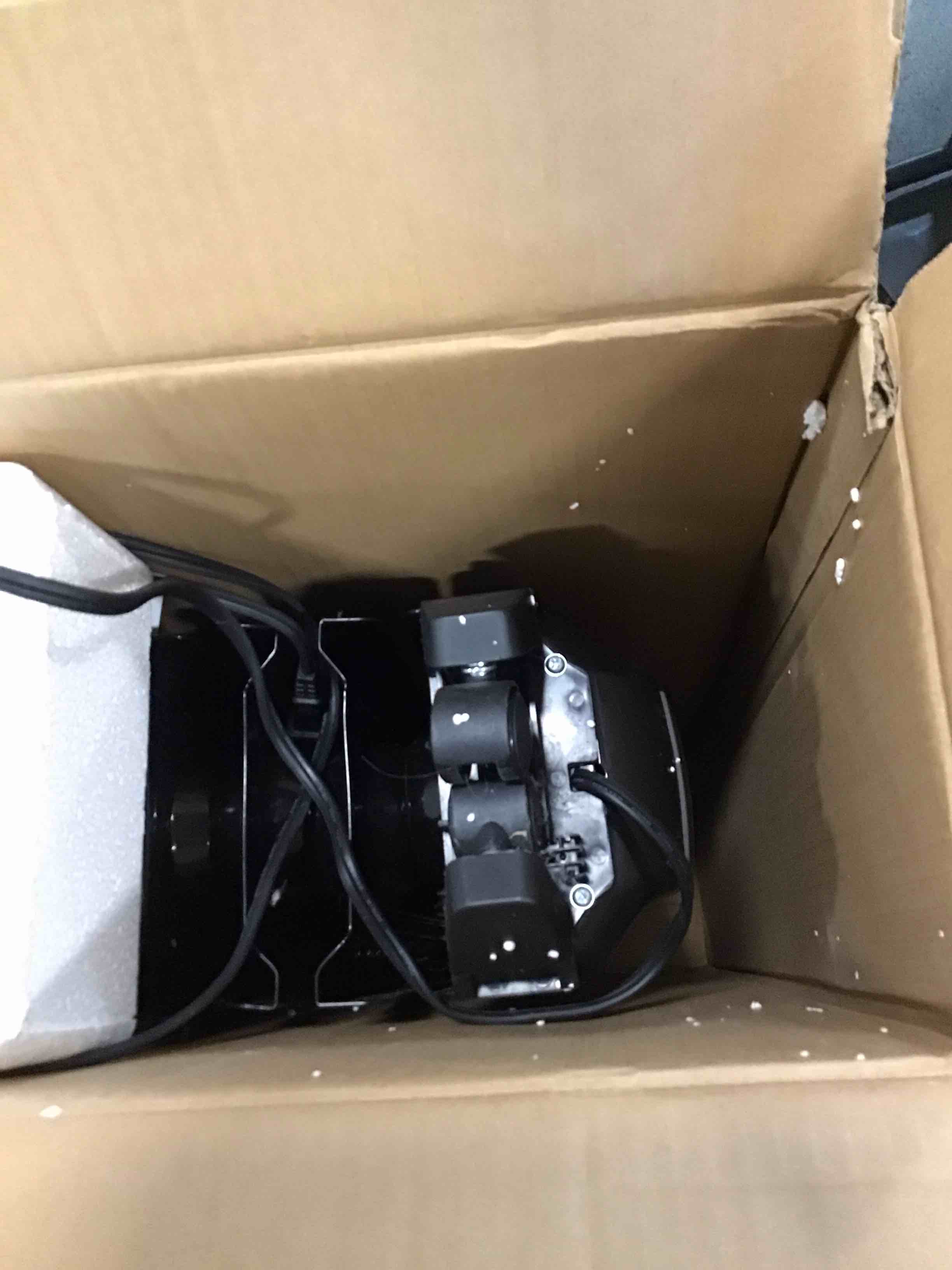 https://s3.amazonaws.com/lotting-images-prod/bidfta/TEA1259729_1738158531797.jpeg