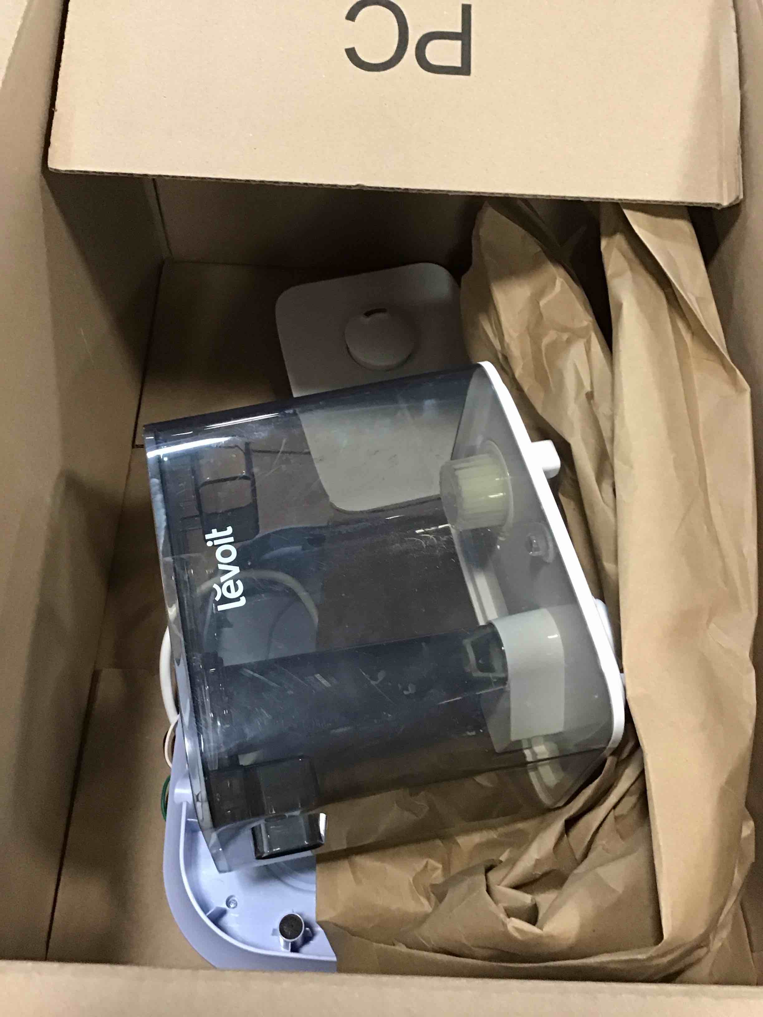 https://s3.amazonaws.com/lotting-images-prod/bidfta/TEA1259738_1738159293347.jpeg