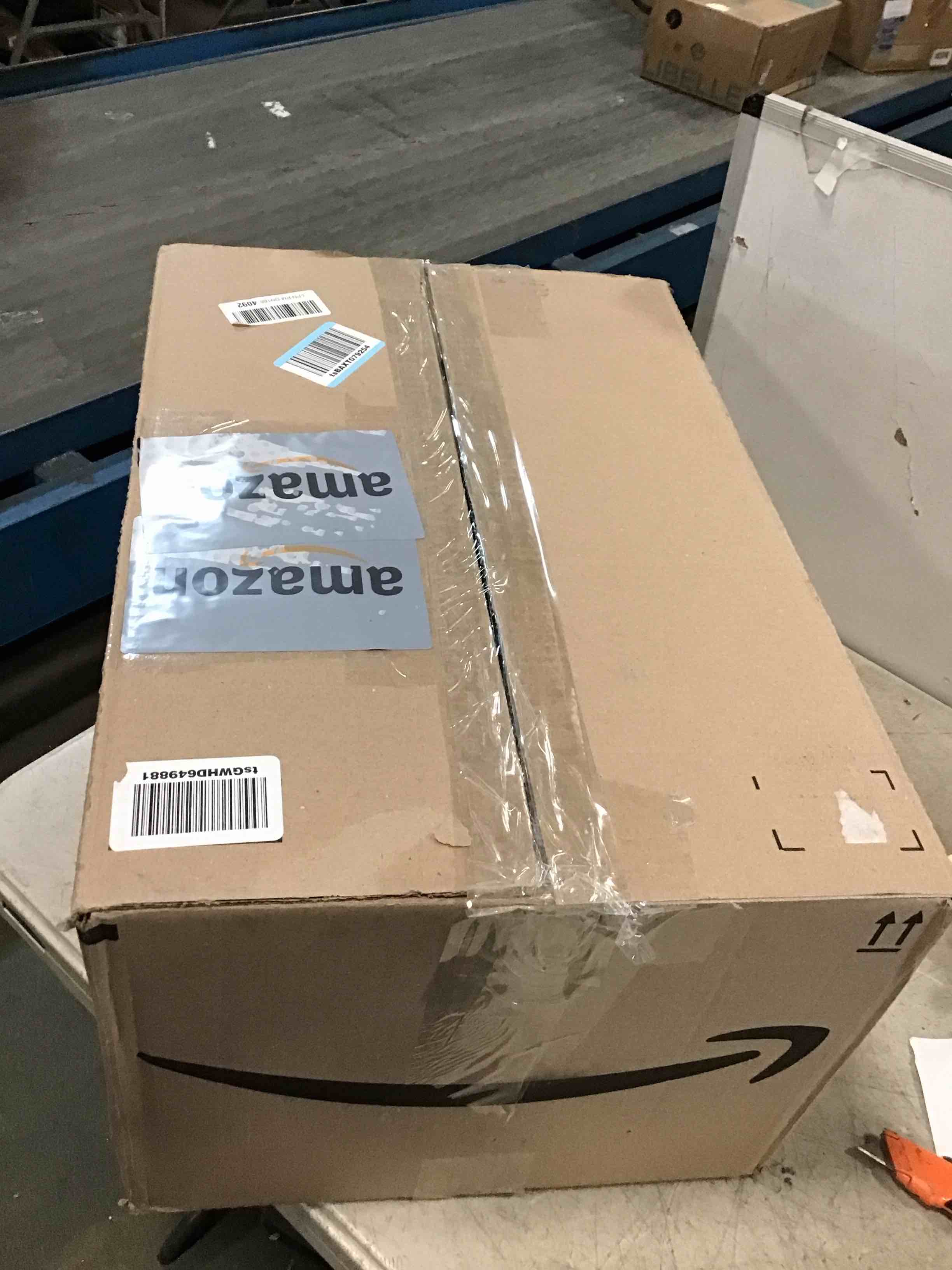 https://s3.amazonaws.com/lotting-images-prod/bidfta/TEA1259738_1738159303704.jpeg