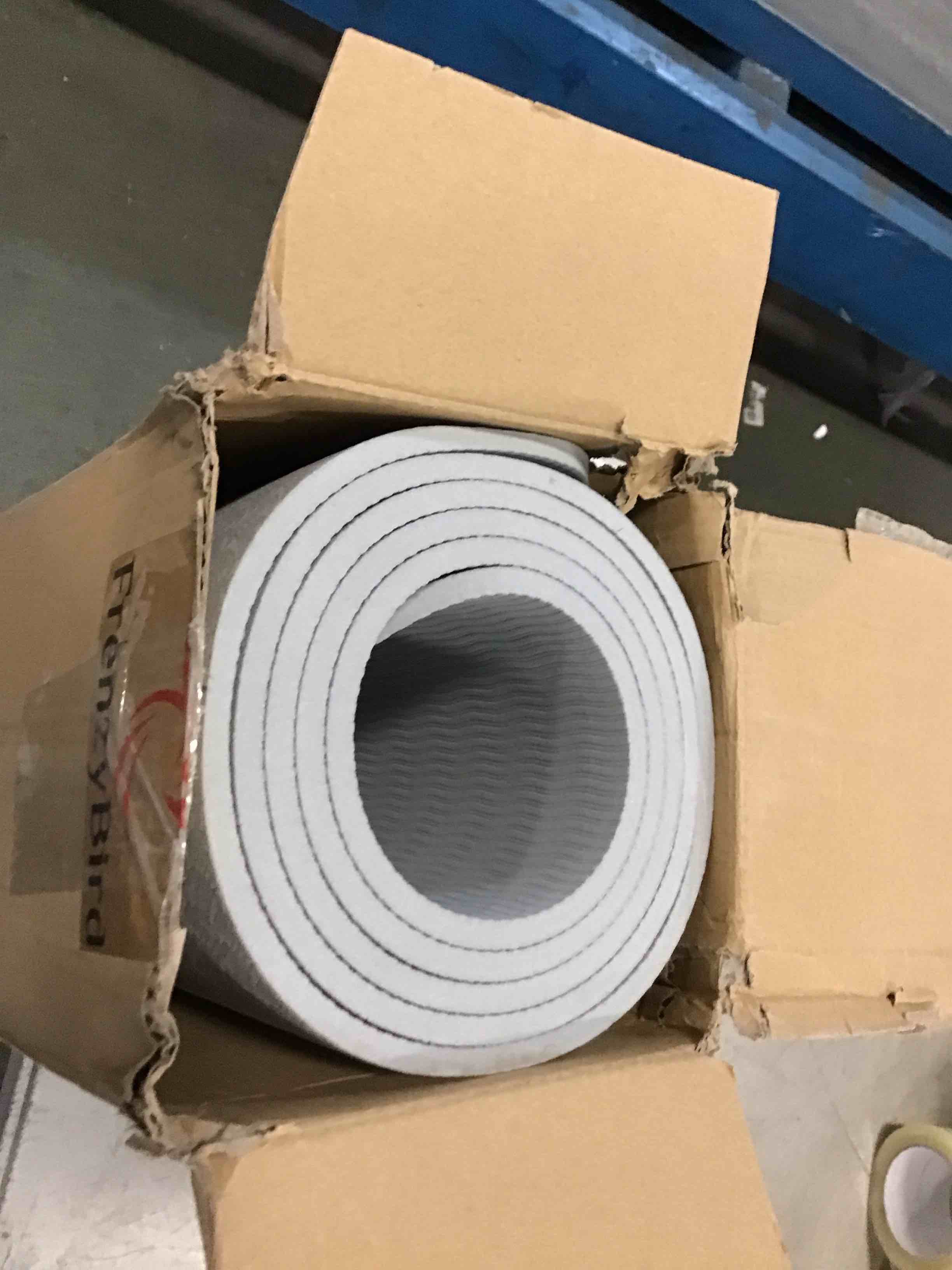 https://s3.amazonaws.com/lotting-images-prod/bidfta/TEA1260004_1738247279746.jpeg