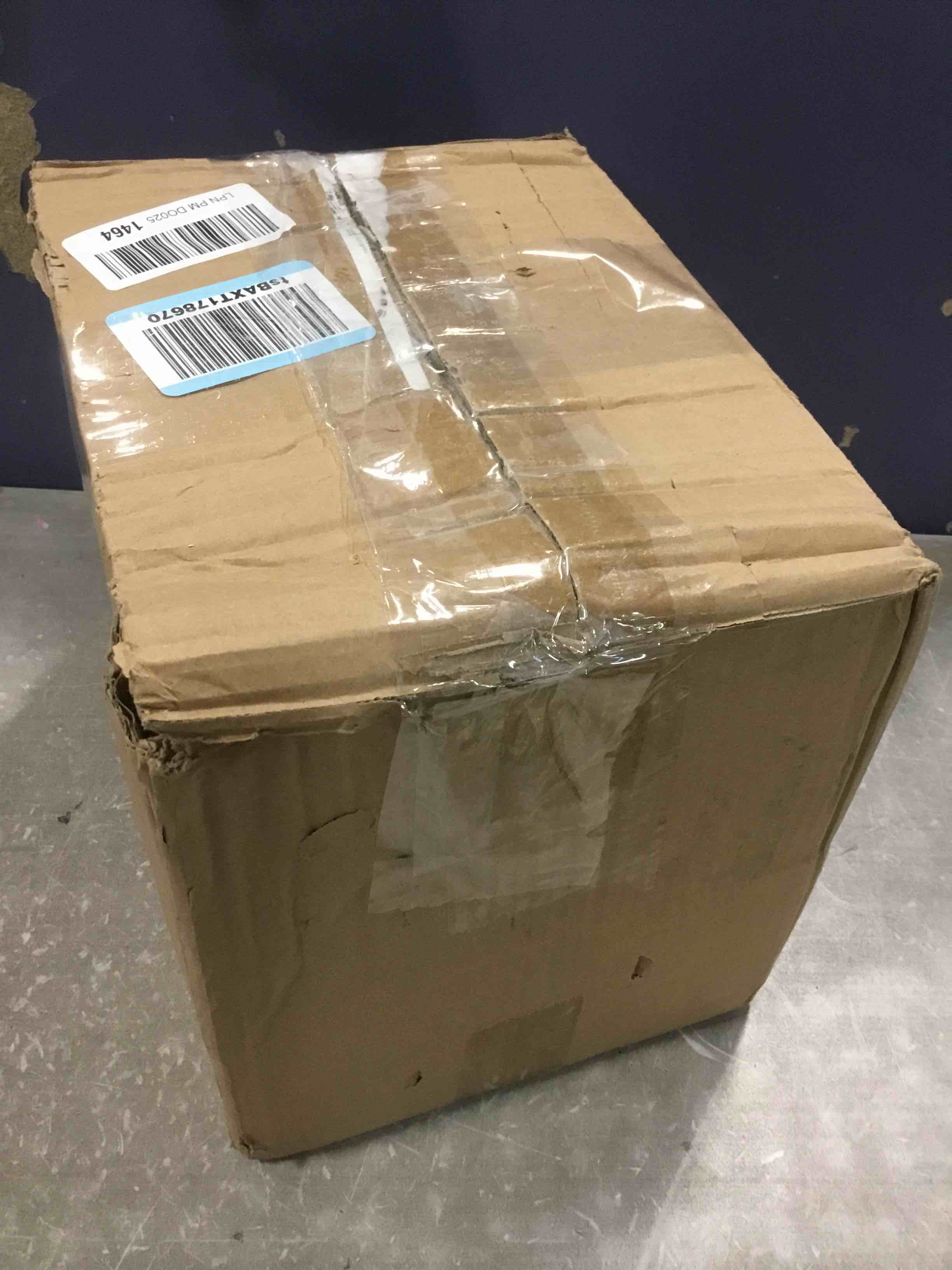 https://s3.amazonaws.com/lotting-images-prod/bidfta/TEA1261005_1737983798749.jpeg