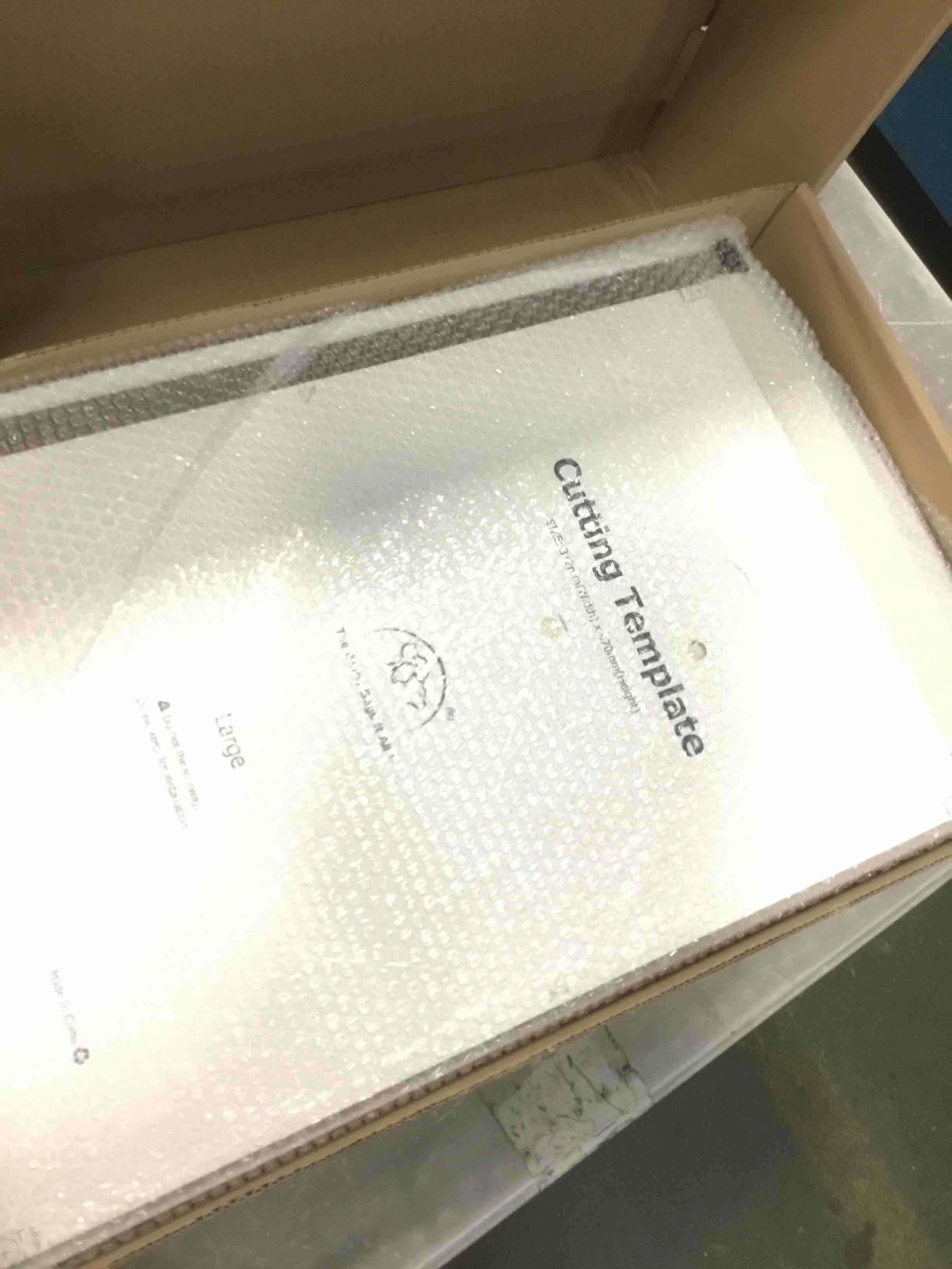 https://s3.amazonaws.com/lotting-images-prod/bidfta/TEA1261012_1737984621153.jpeg
