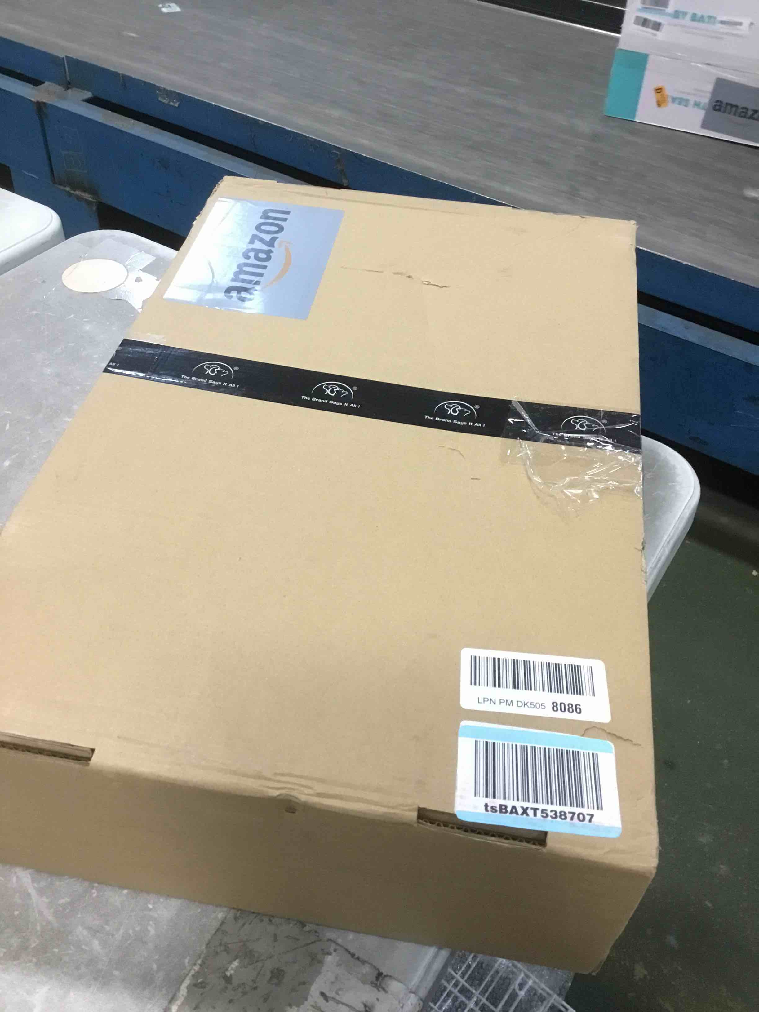 https://s3.amazonaws.com/lotting-images-prod/bidfta/TEA1261012_1737984649403.jpeg
