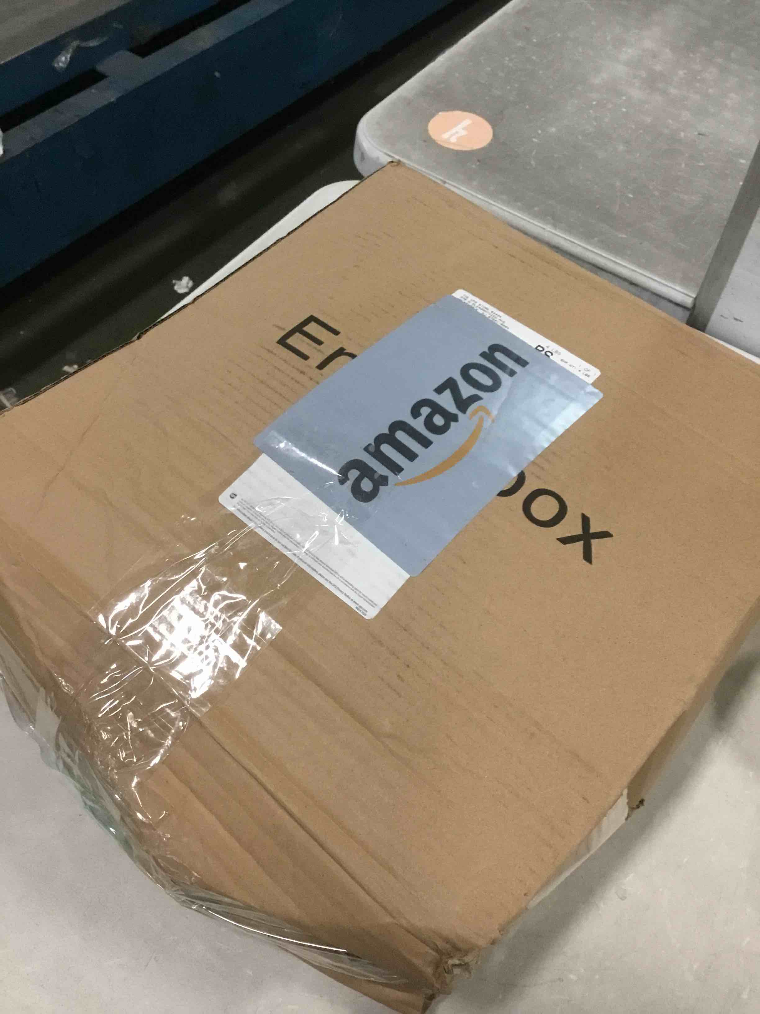 https://s3.amazonaws.com/lotting-images-prod/bidfta/TEA1261223_1738071050113.jpeg